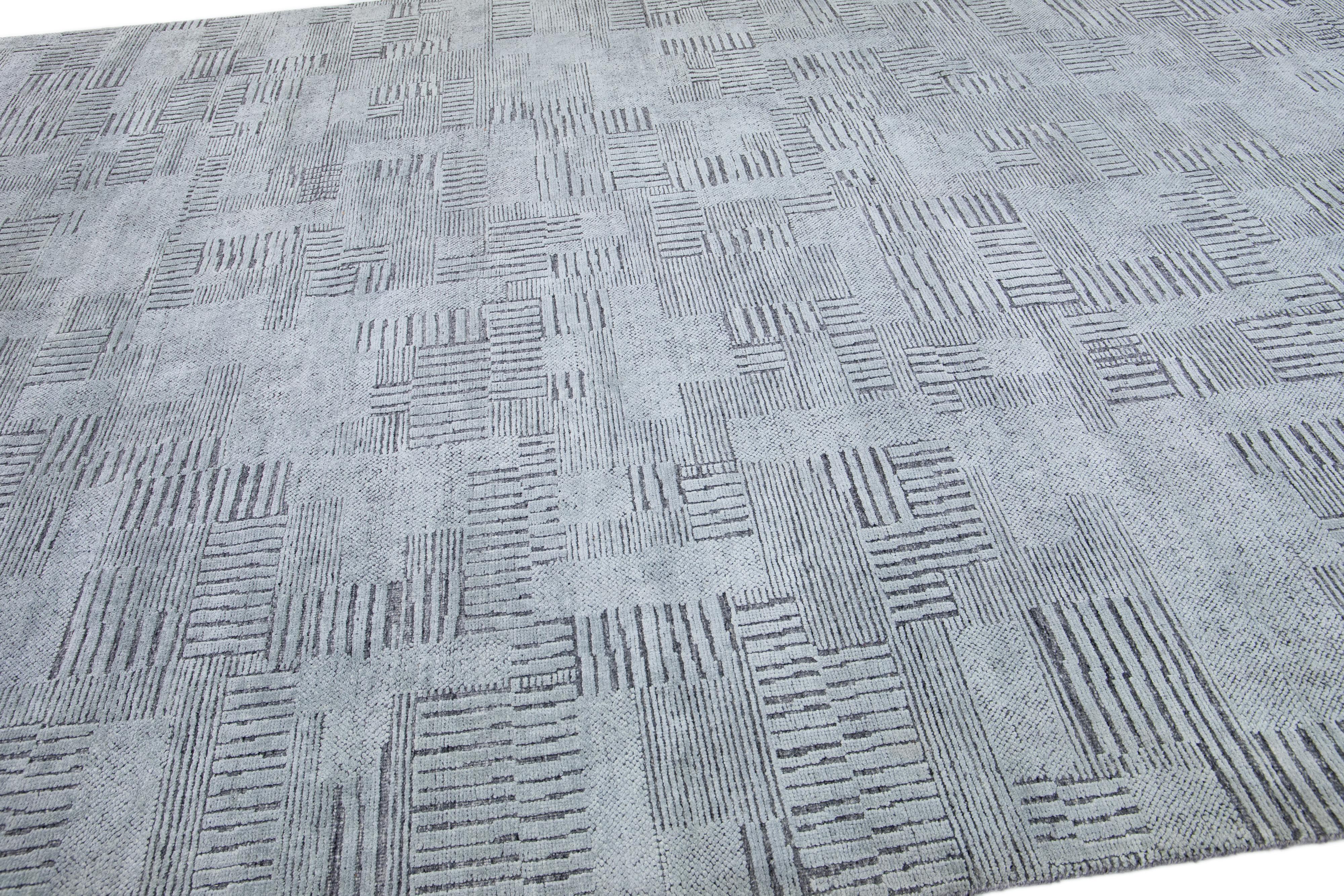 Modern Moroccan Style Handmade Geometric Abstract Gray Wool Rug For Sale 1