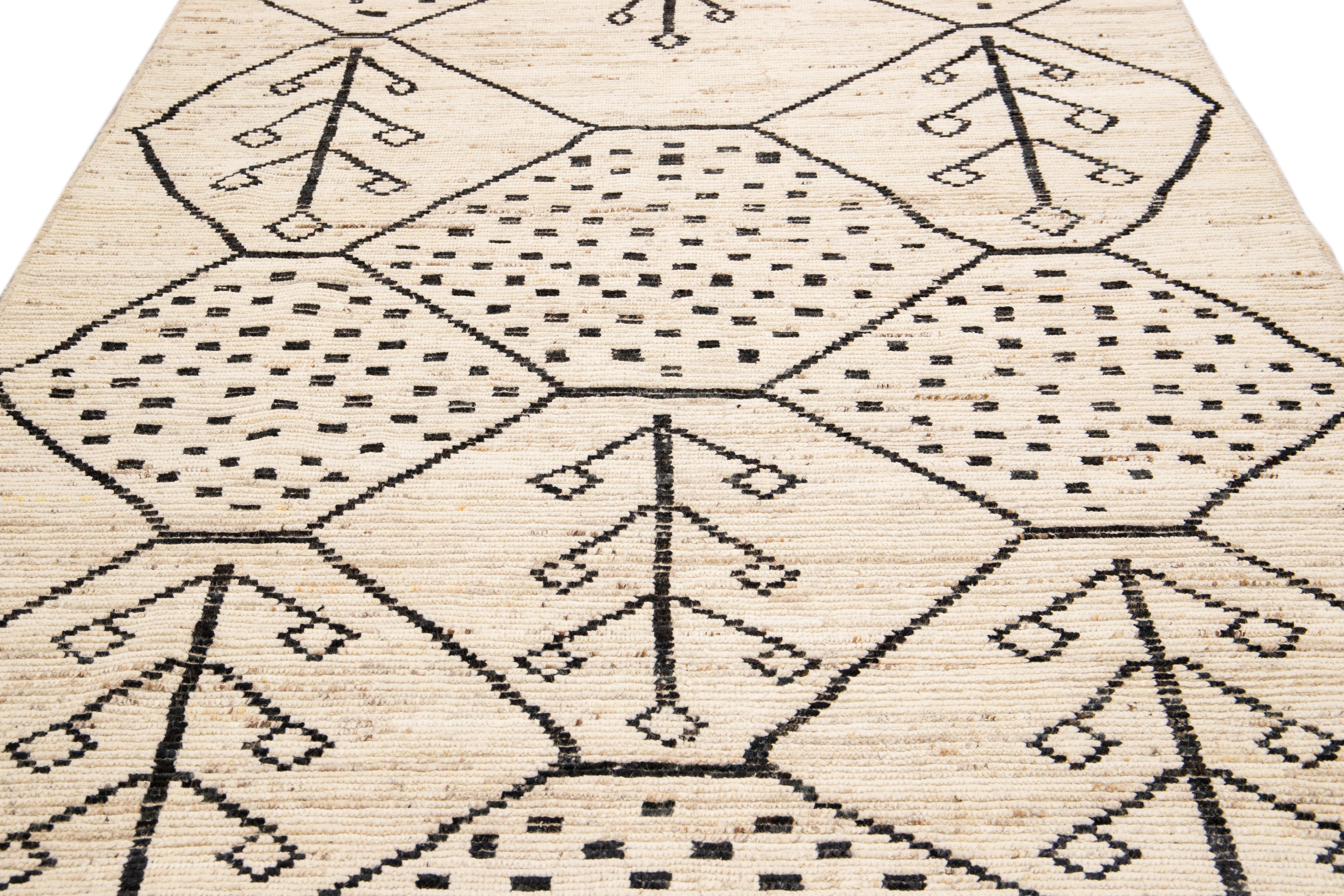 Bohemian Modern Moroccan Style Handmade Geometric Motif Beige Boho Wool Rug For Sale