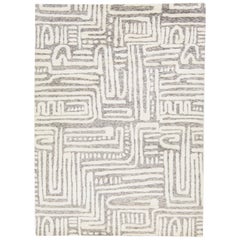 Tapis moderne de style marocain en laine ivoire fait à la main avec motif abstrait par Apadana
