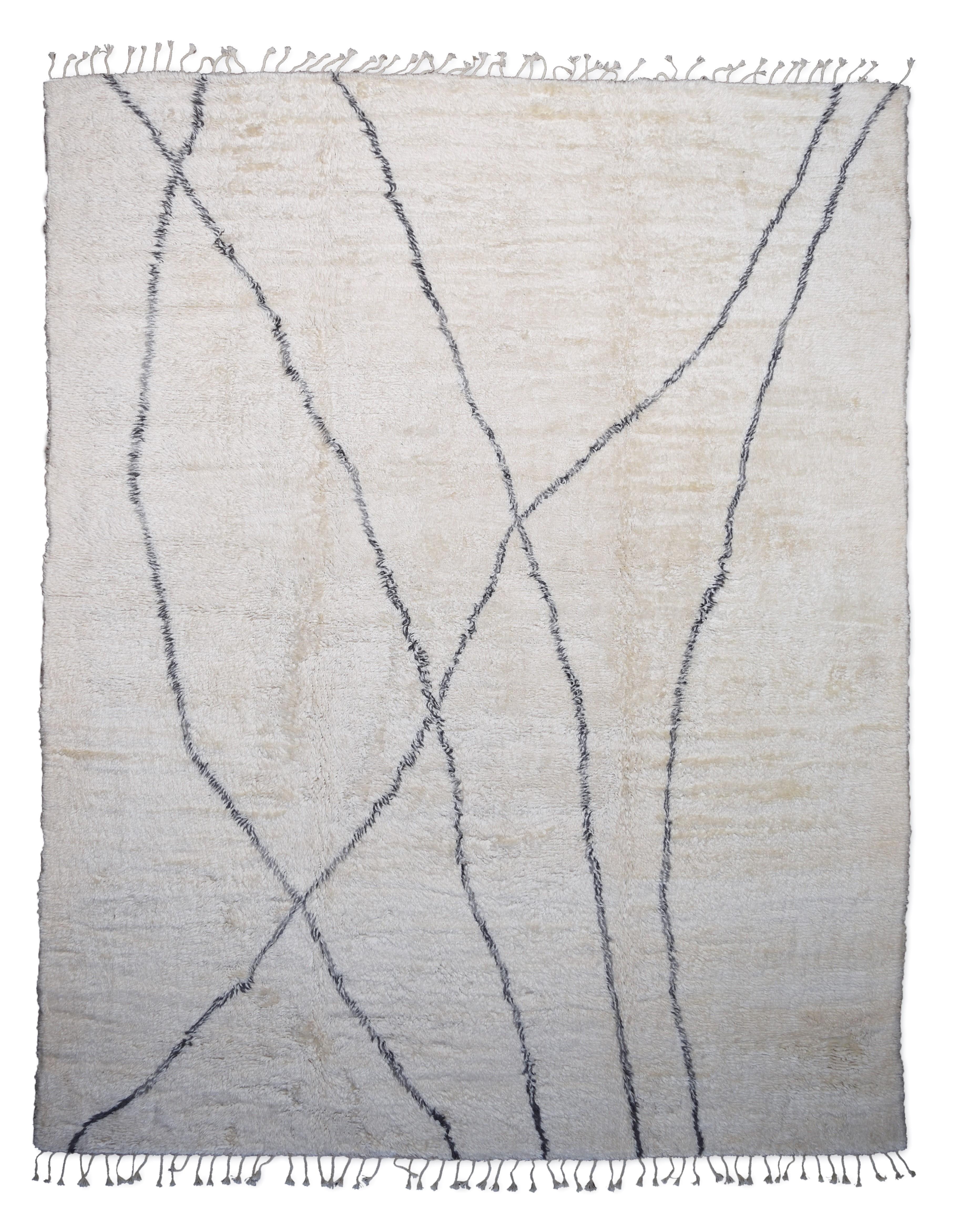 Annodato a mano Tappeto in lana lineare astratto in stile marocchino moderno avorio e carbone 12'5''x15'5'' in vendita