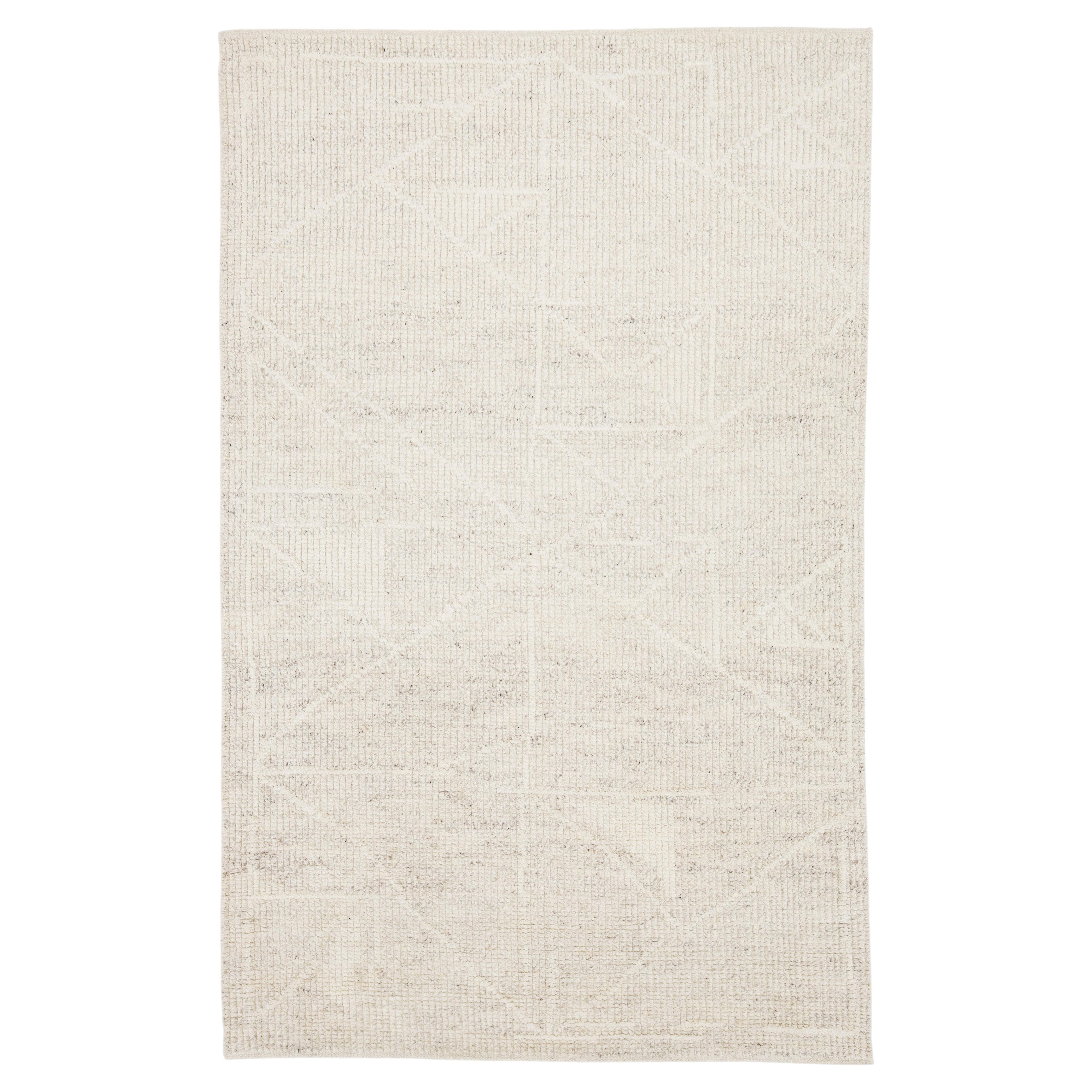 Modern Moroccan Style Minimalist Hand-knotted Wool Rug in Ivory and Cream