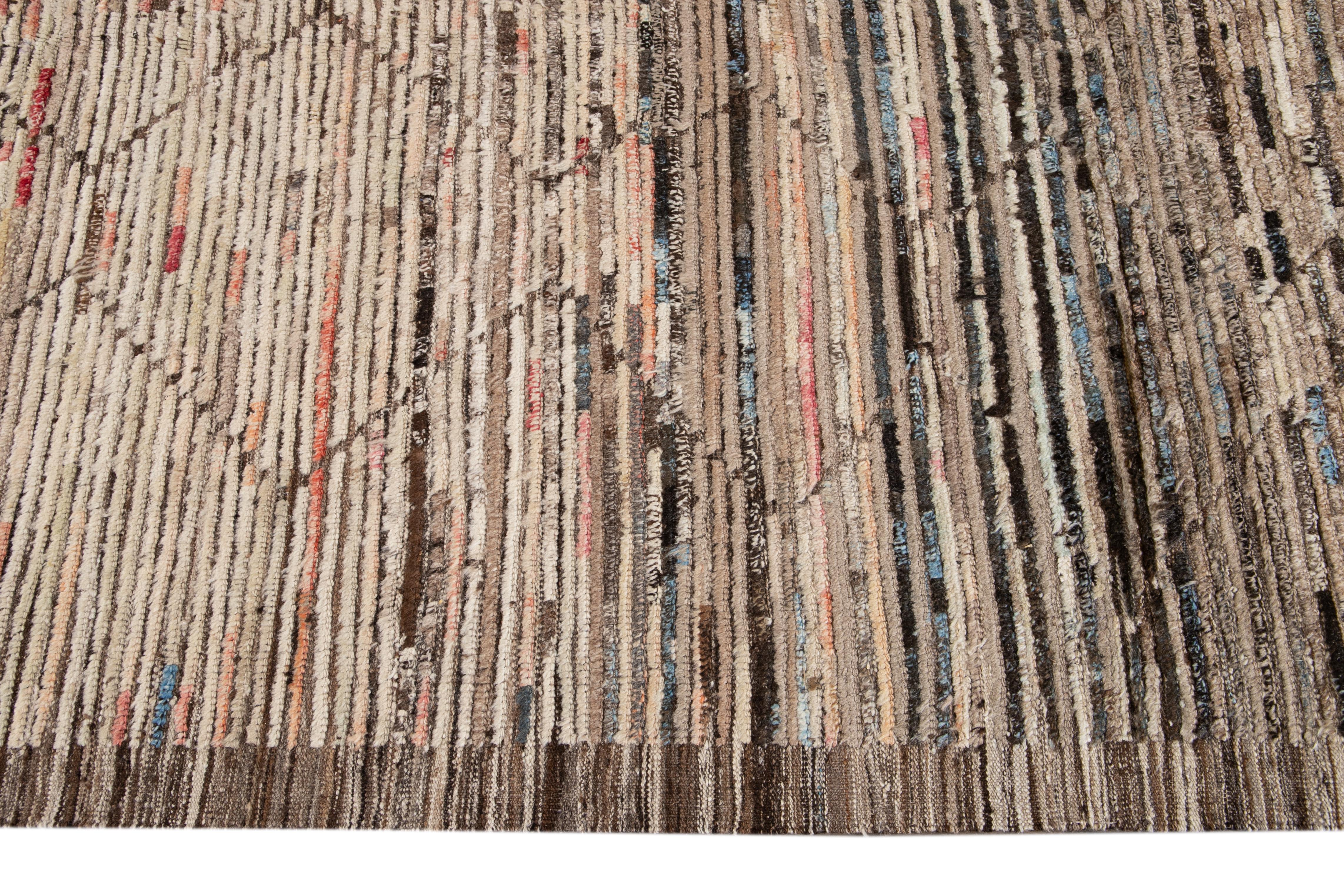 Alfombra moderna de lana de tamaño de habitación de estilo marroquí en venta 1