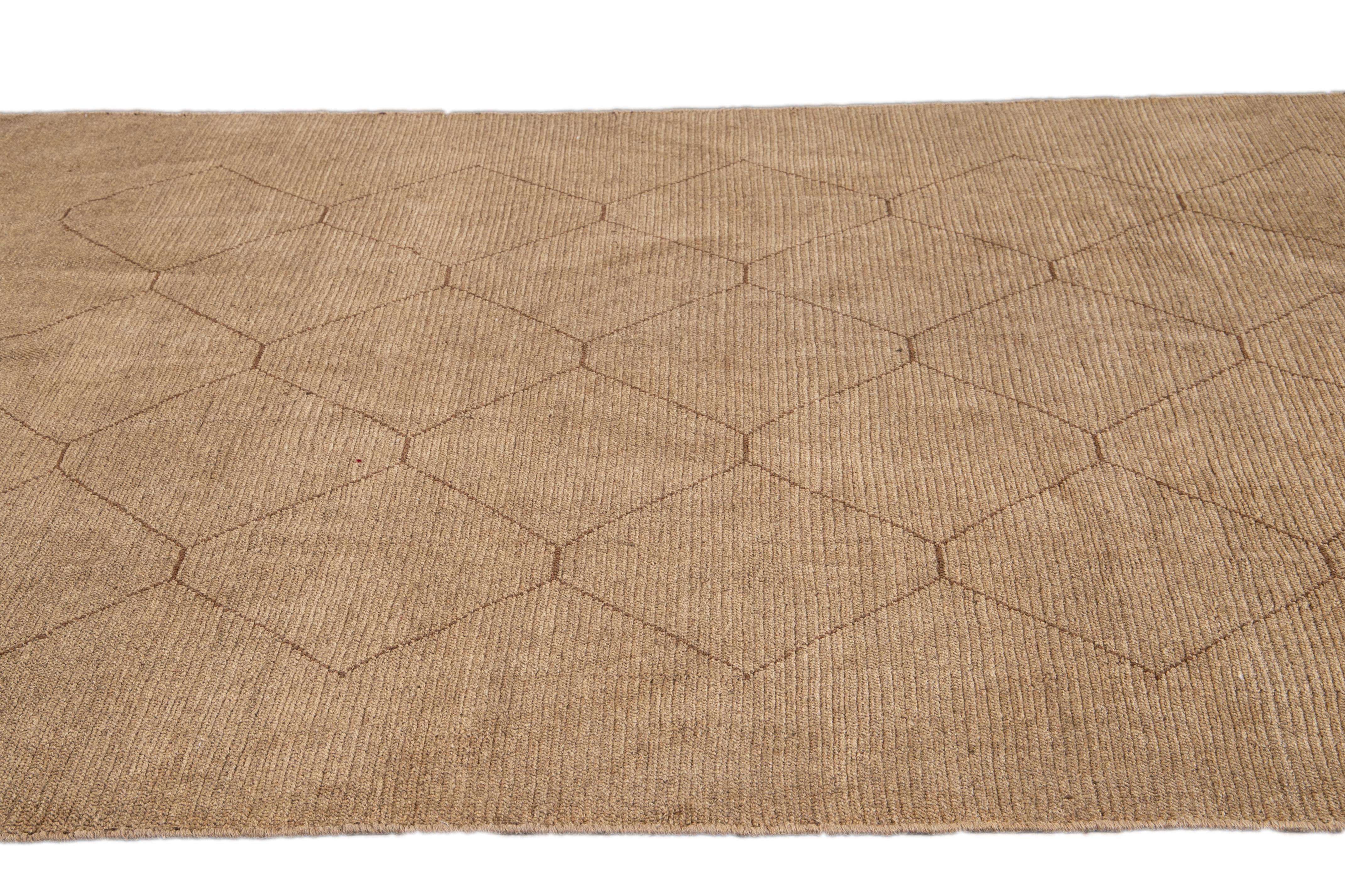 Modern Moroccan Style Tan Handmade Geometric Wool Rug In New Condition For Sale In Norwalk, CT