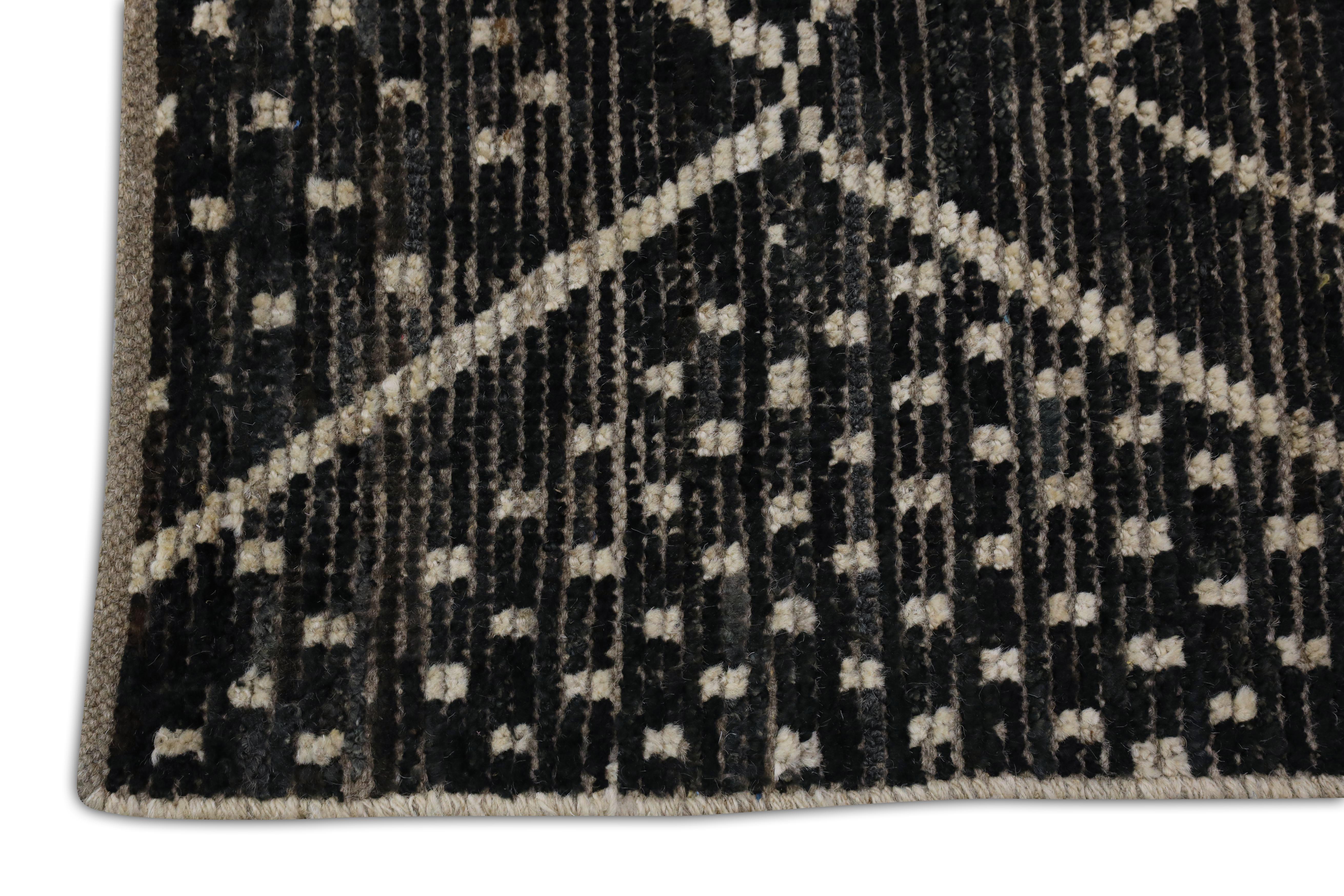 Modern Moroccan Style Wool Rug 10'1