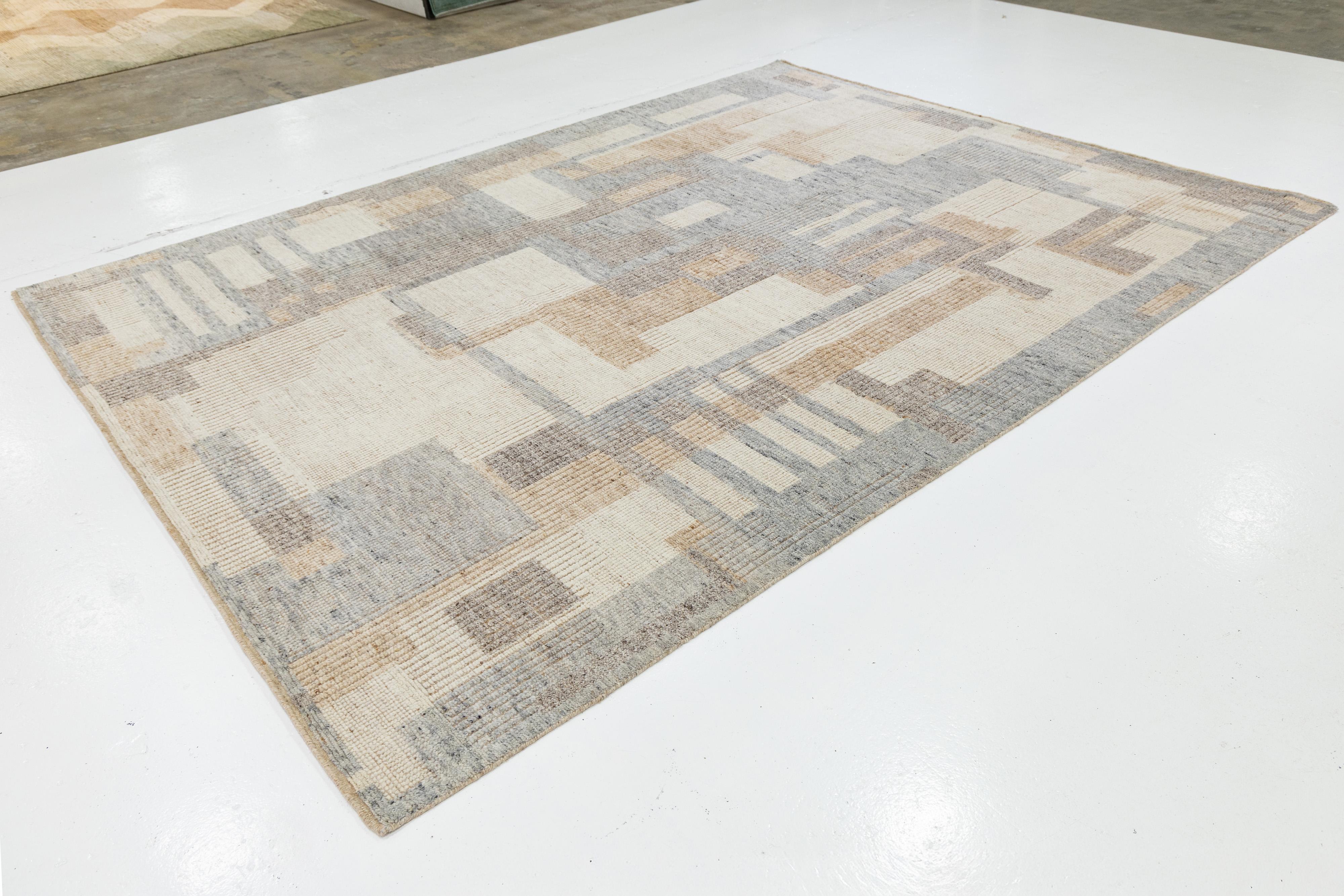 Moderne Modern Moroccan Style Wool Rug Handwoven Abstract in Neutral Earth Tones en vente