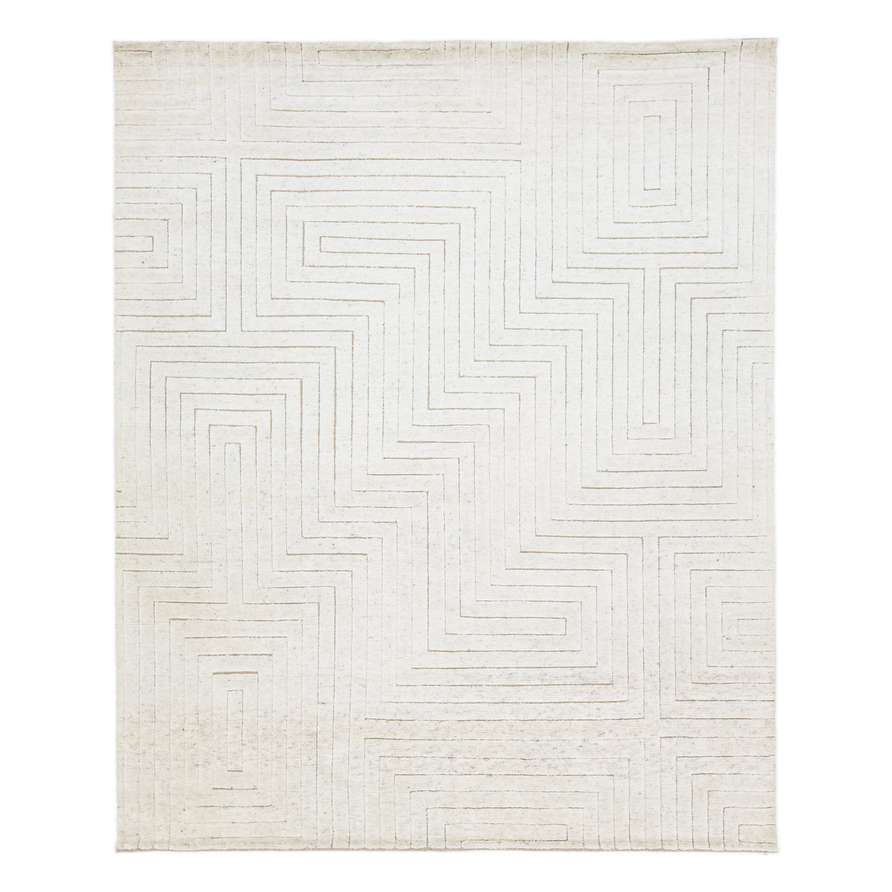 Tapis moderne en laine de style marocain en ivoire avec motif sans couture