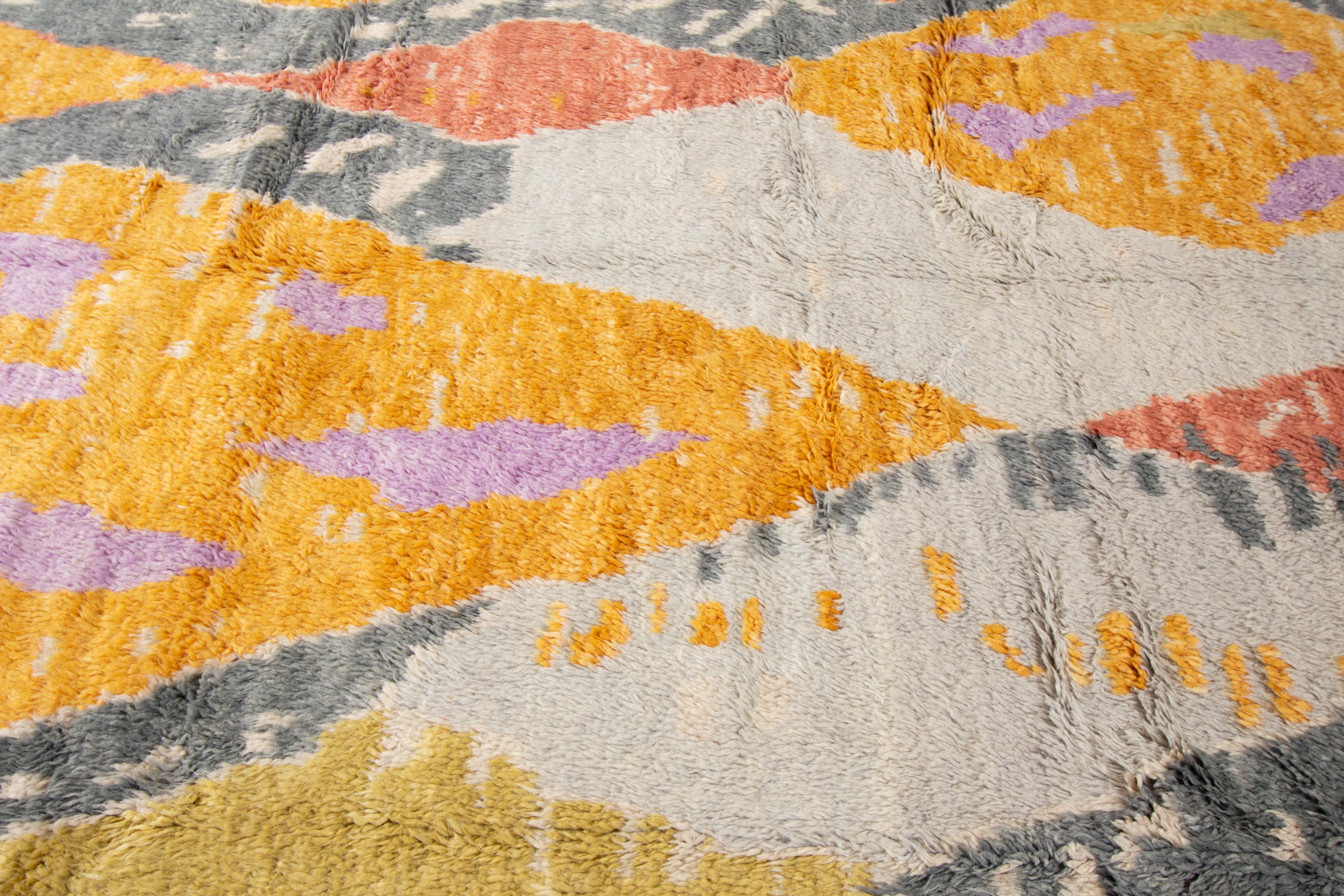 Alfombra Moderna De Lana Estilo Marroquí Con Diseño Geométrico Multicolor en Nuevo estado para la venta en Norwalk, CT