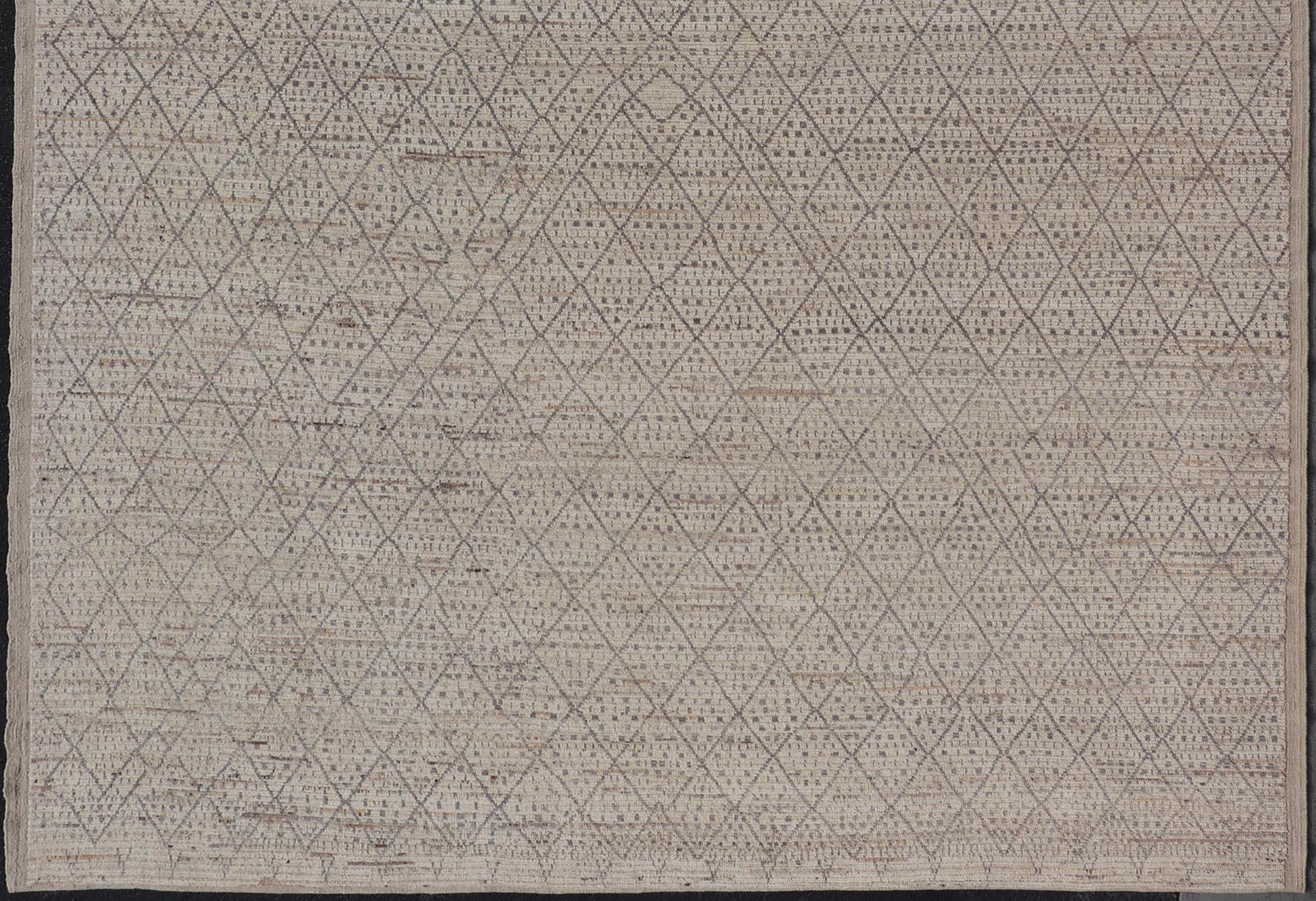 Modern Moroccan Rug in Wool with All-Over Diamond Design by Keivan Woven Arts For Sale 2
