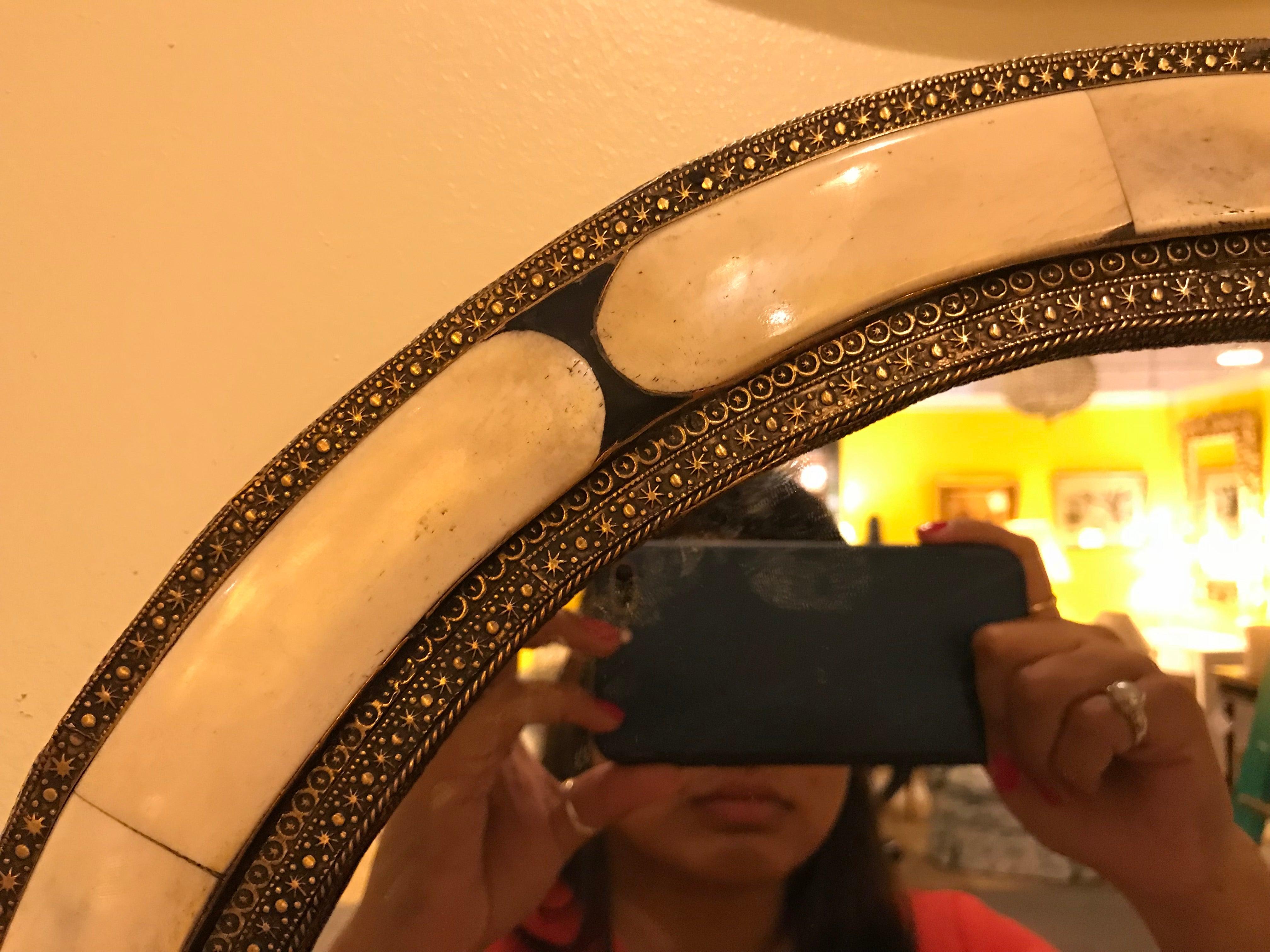 hollywood round mirror