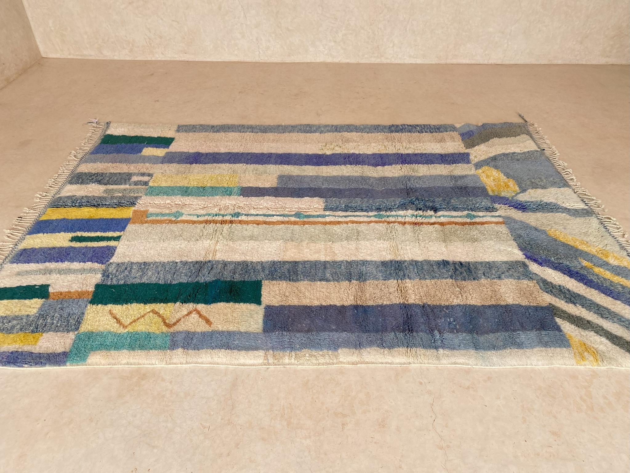 Hand-Woven Modern Moroccan wool Mrirt rug - Blue/cream/yellow - 7x10.2feet / 214x310cm For Sale
