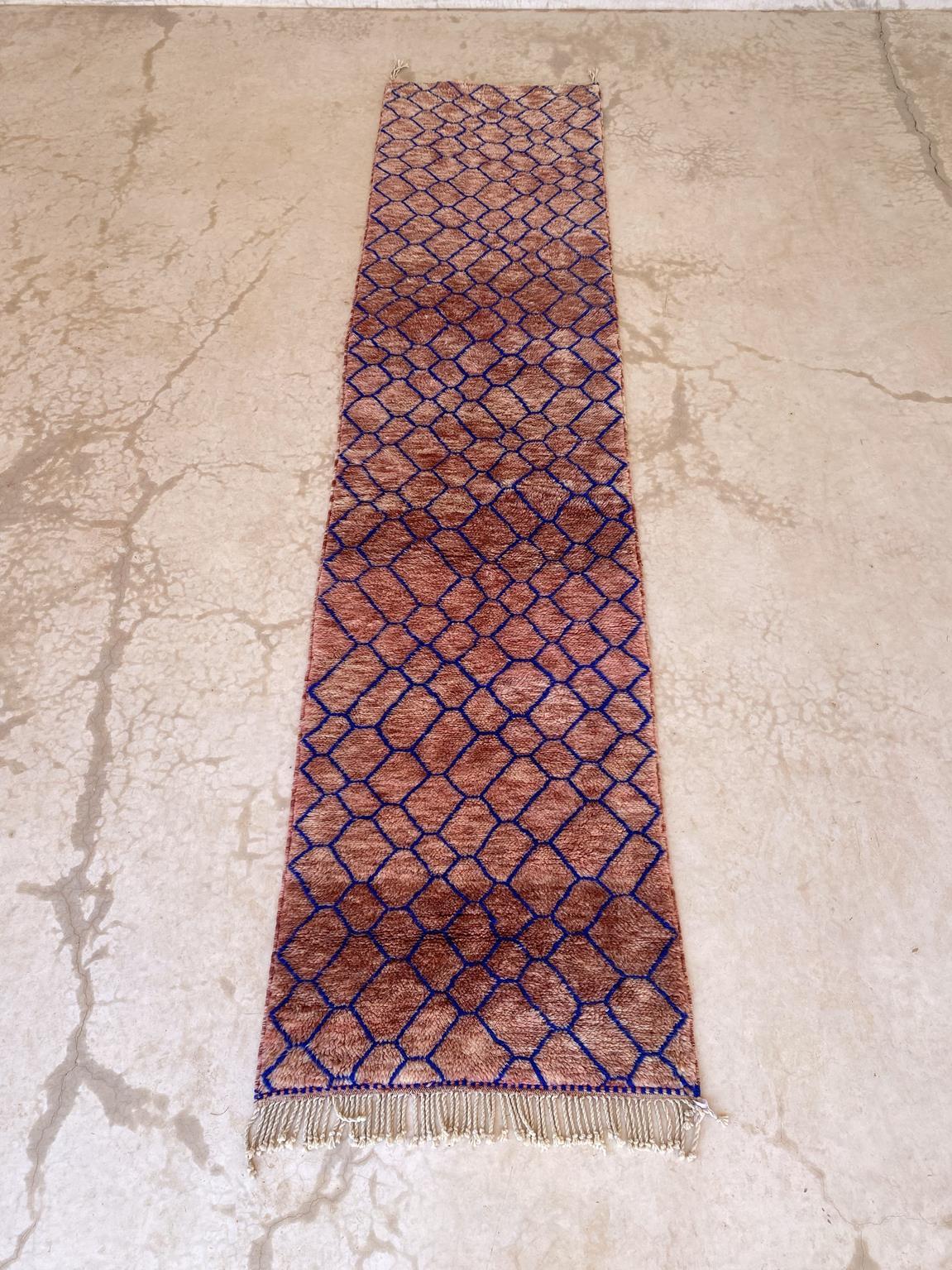 This modern-style, original Beni Mrirt runner rug was all handmade in the area of Khenifra, Atlas Mountains, Morocco. Groups of women there still weave by hand on traditional, vertical looms to make these new rugs!

This long rug is made of premium
