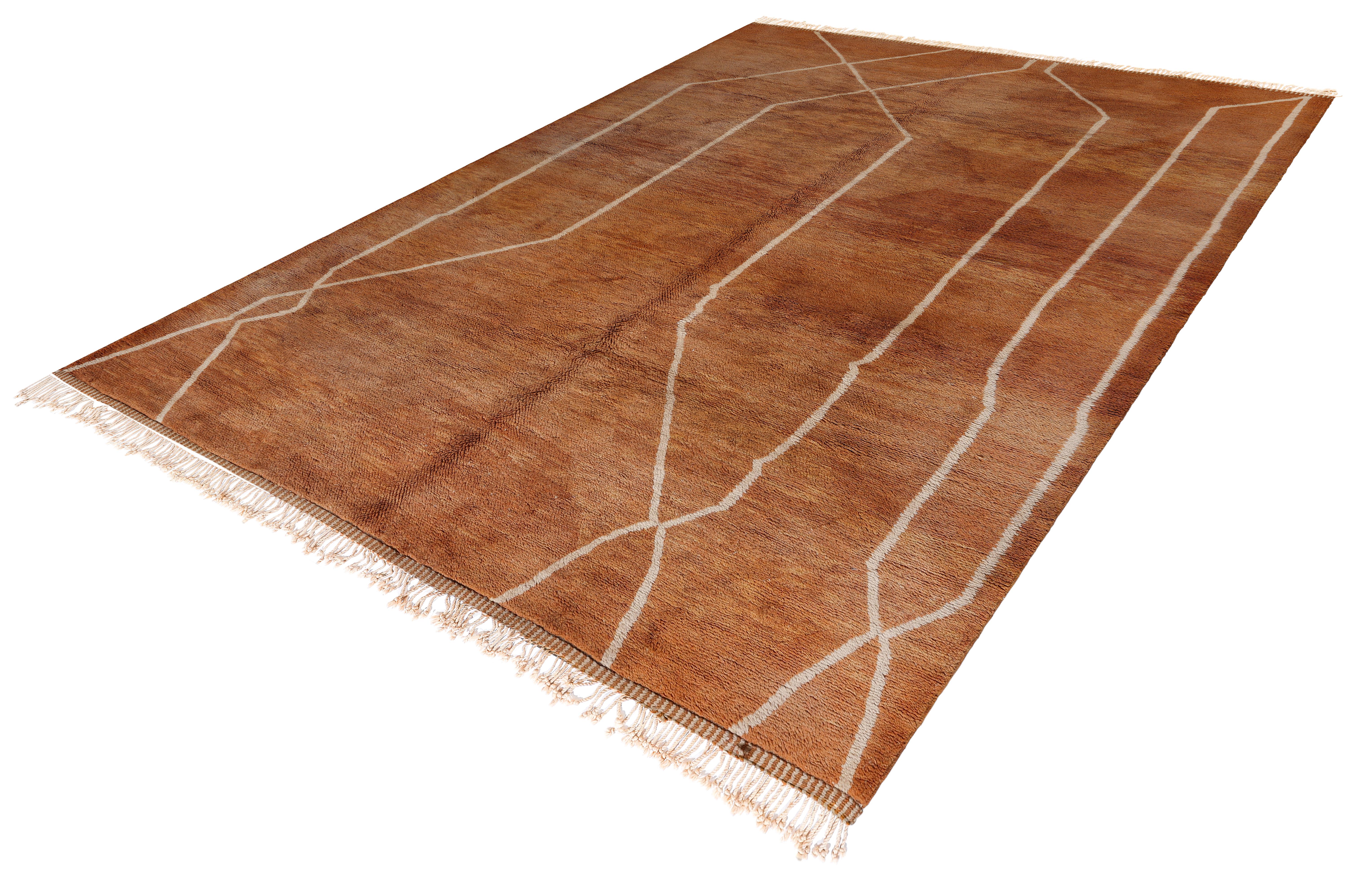 Marocain Tapis marocain moderne en laine de couleur terre cuite avec des lignes géométriques en vente