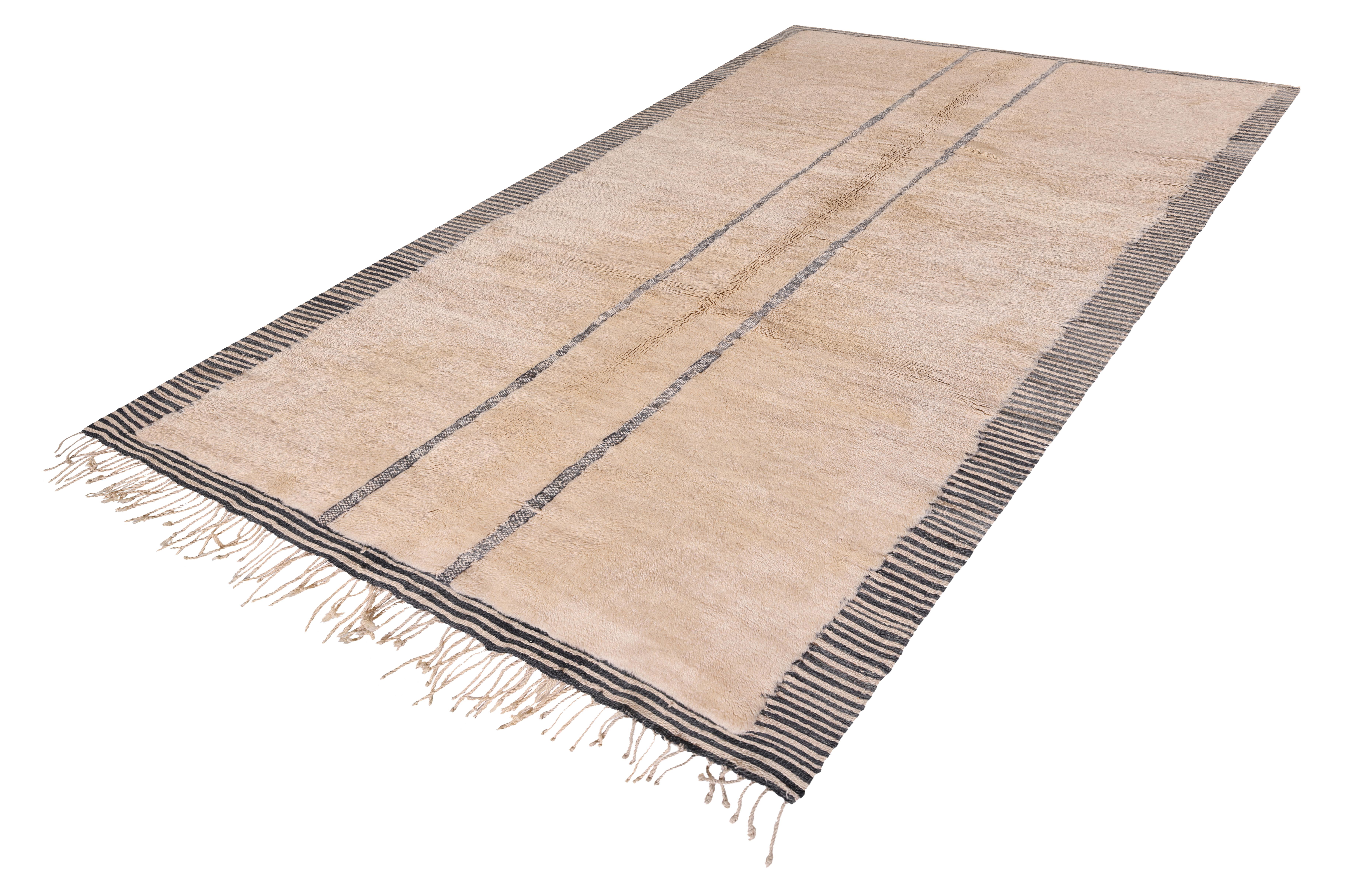 Hand-Knotted Modern Moroccan Wool Rug with Minimalist Stripe Design – New Production For Sale