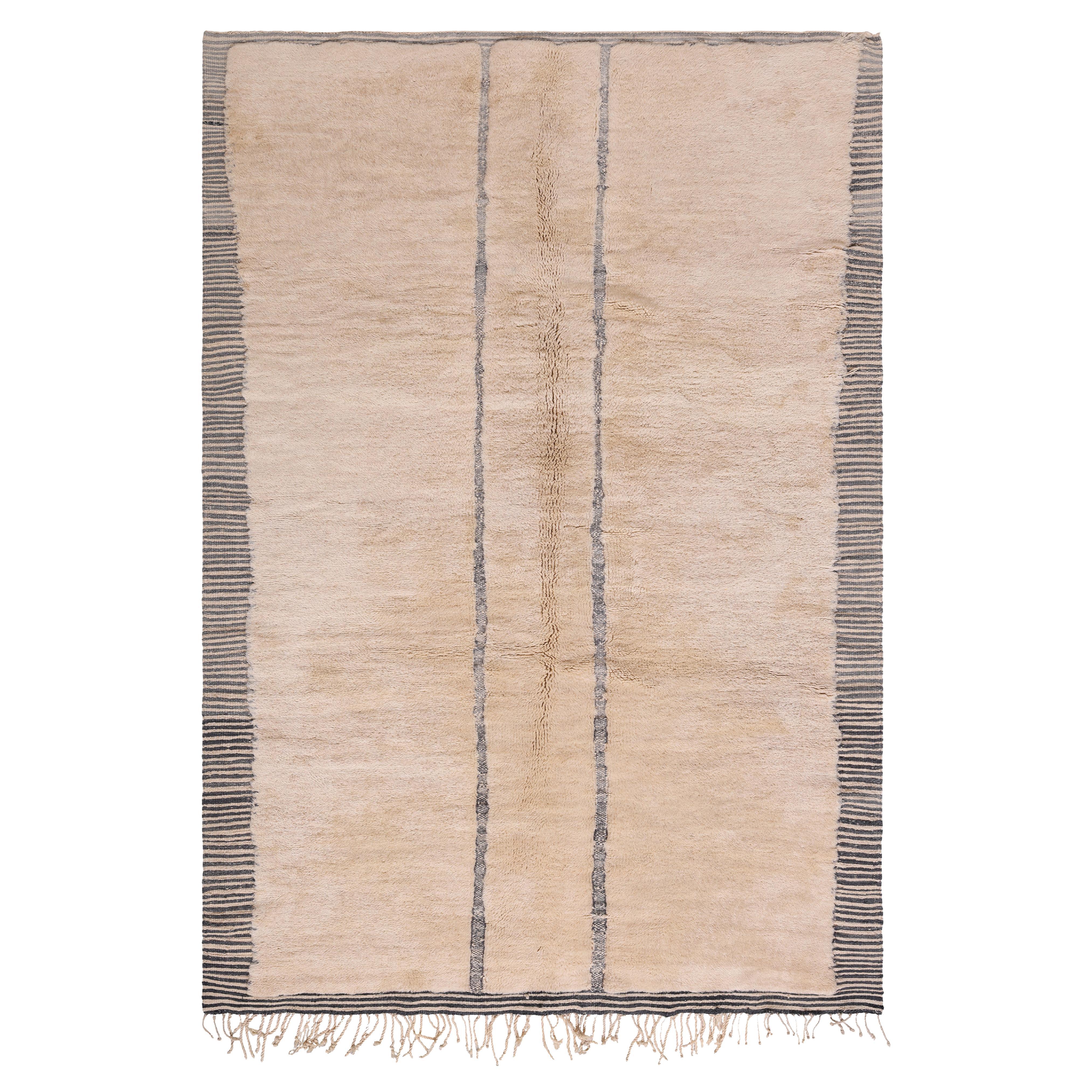 Modern Moroccan Wool Rug with Minimalist Stripe Design – New Production