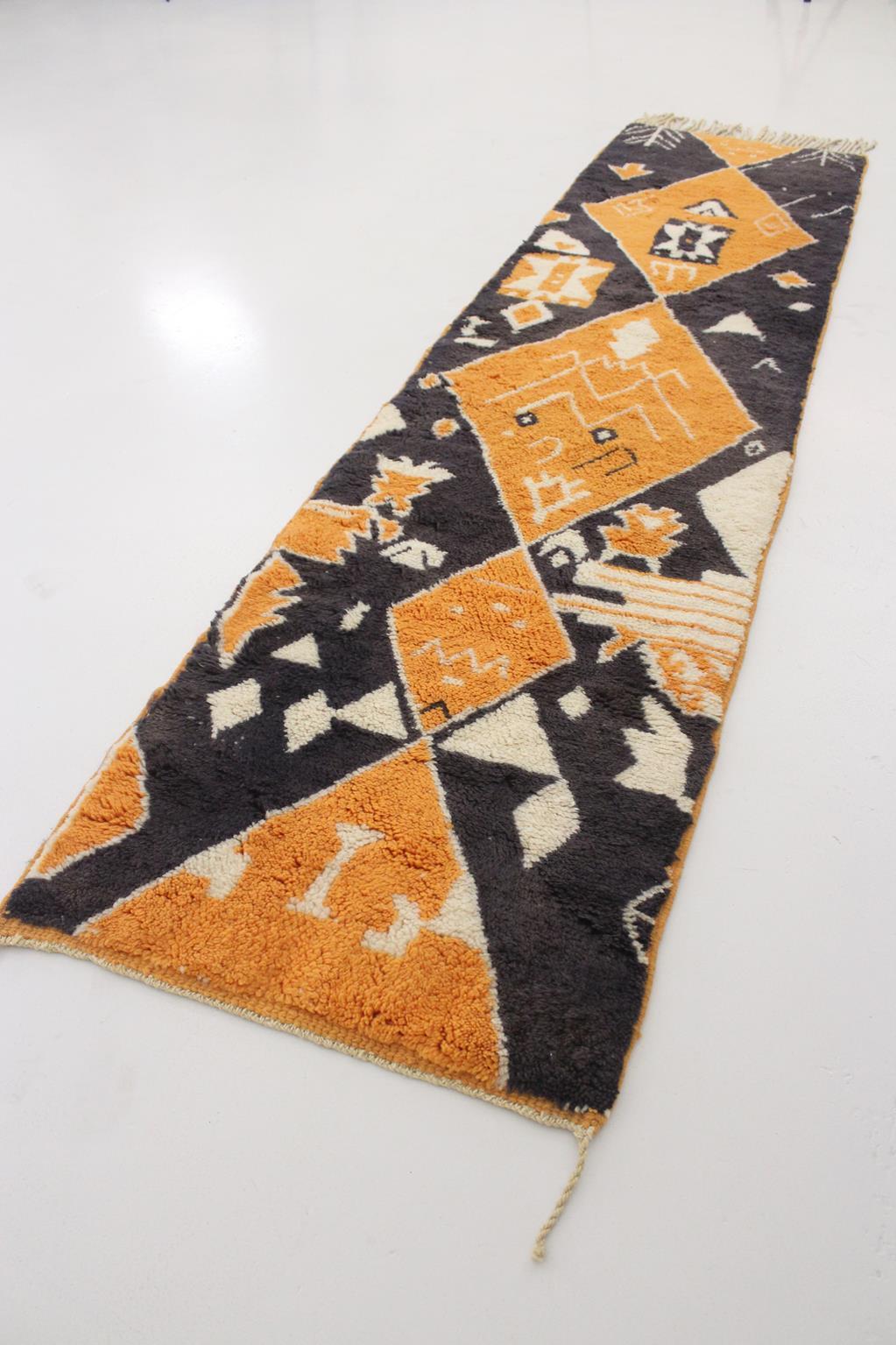 Modern Moroccan wool Mrirt runner rug - Black/orange - 2.4x9.9feet / 74x303cm For Sale 1