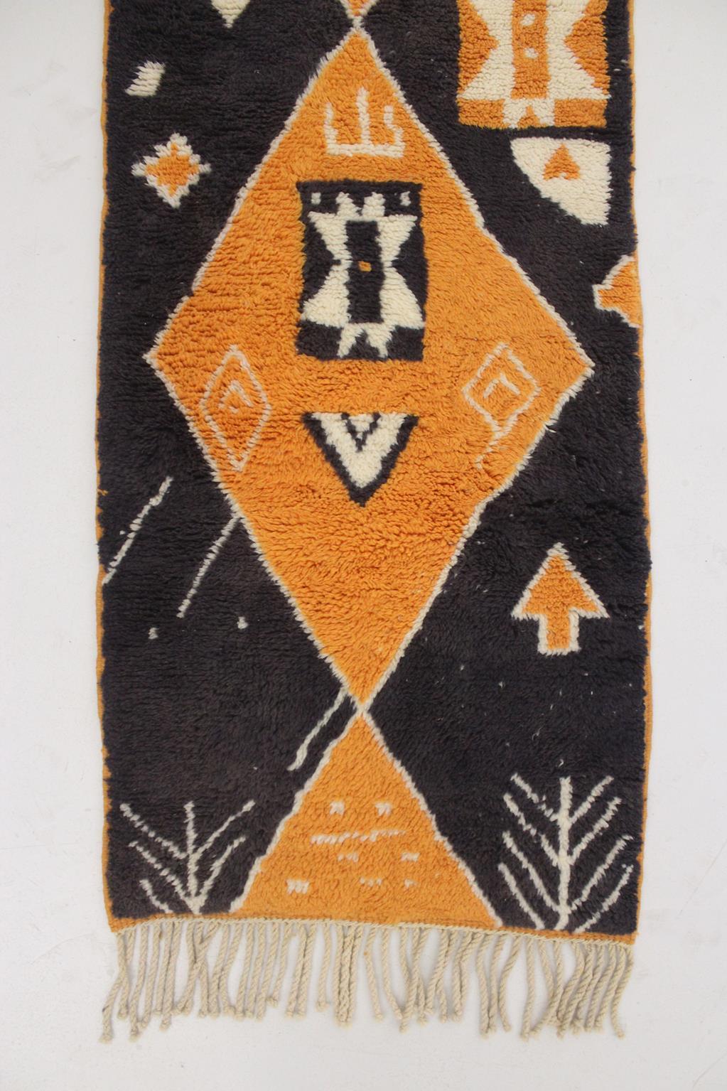 Modern Moroccan wool Mrirt runner rug - Black/orange - 2.4x9.9feet / 74x303cm For Sale 2