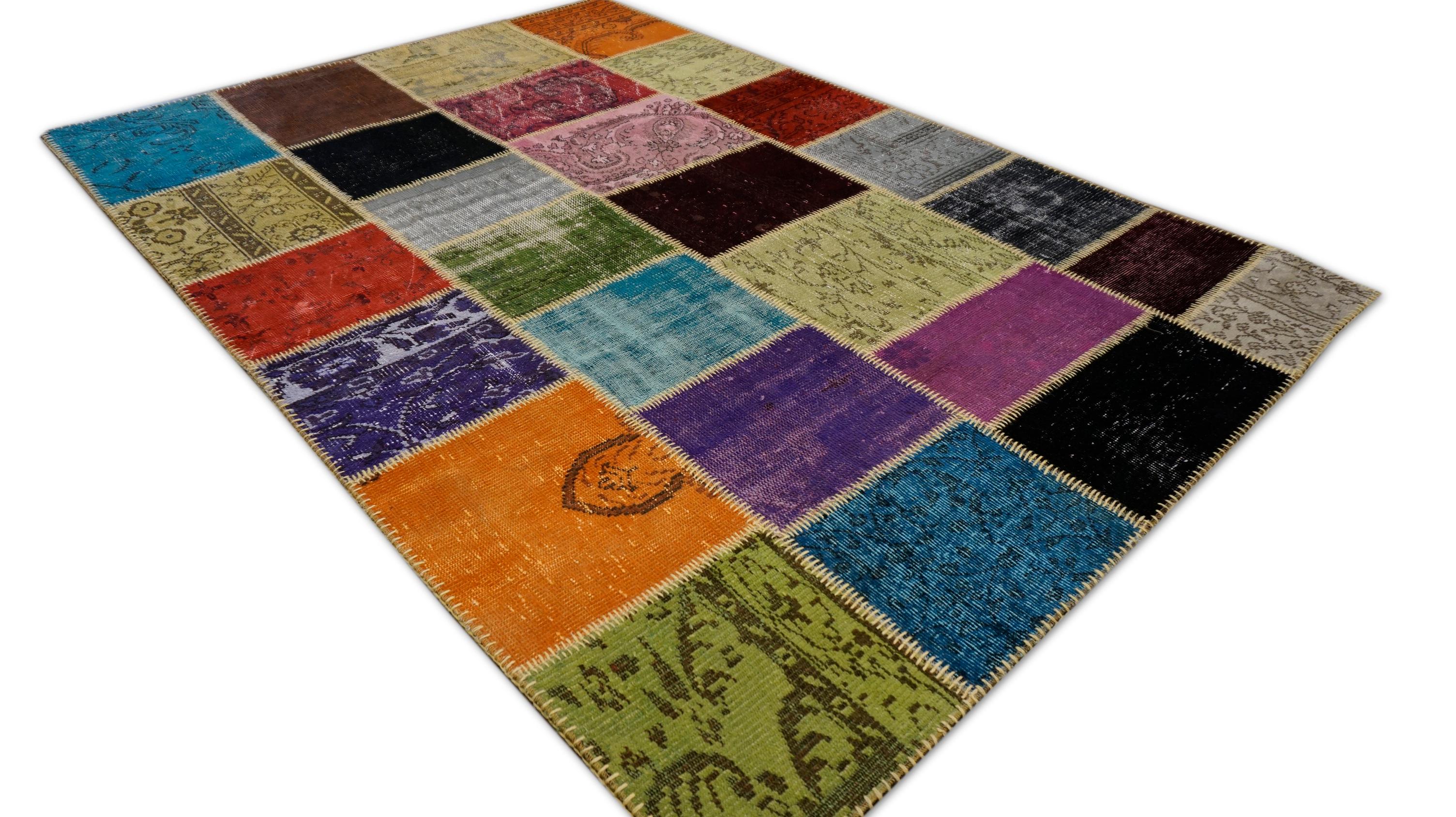 Moderner mehrfarbiger Patch Work-Wollteppich 5'7''x7'11'' um 1960 (Handgewebt) im Angebot