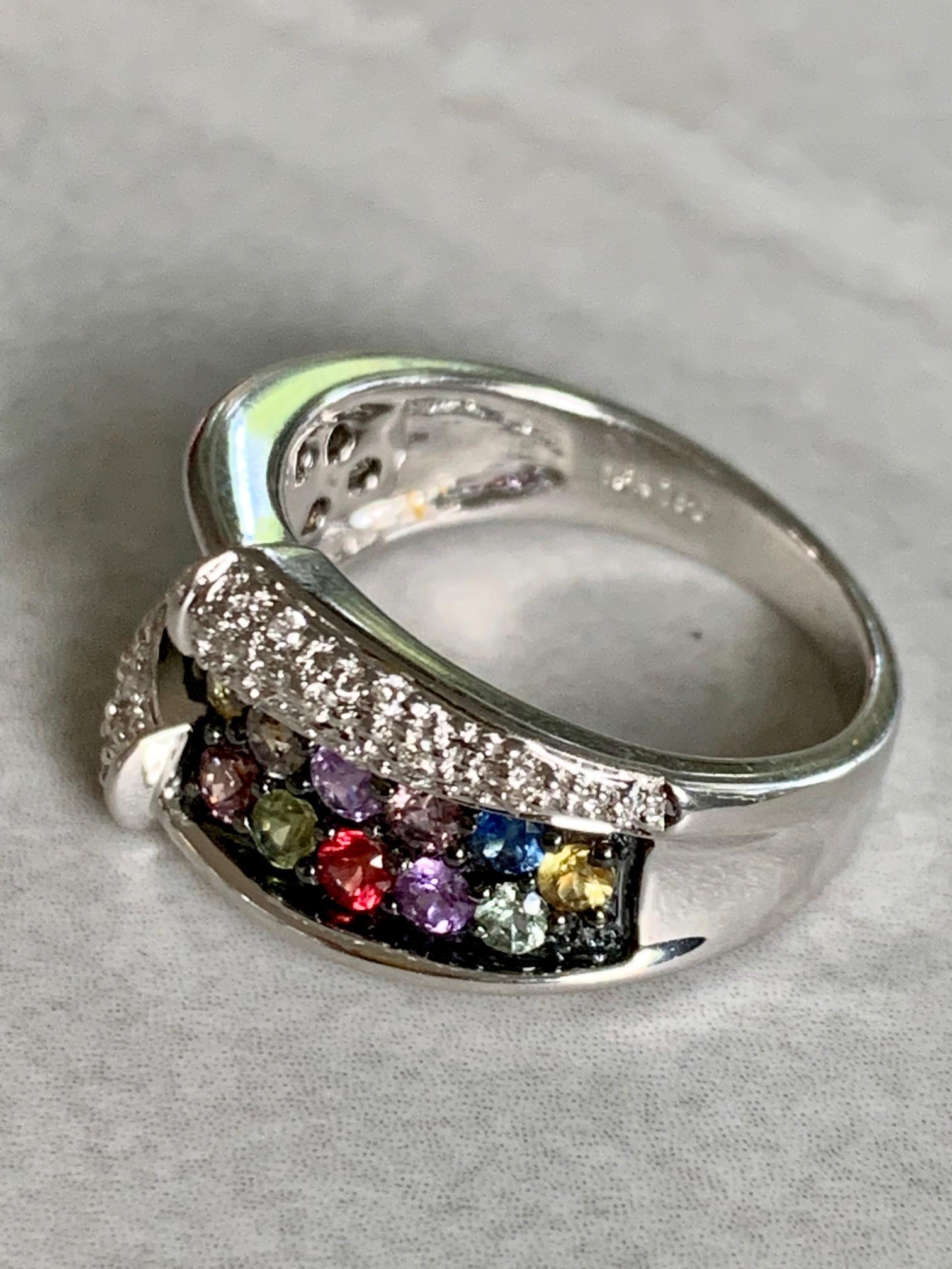 Modern Multicolored Sapphire and Brilliant Cut Diamond 18 Karat Yellow Gold Ring 1