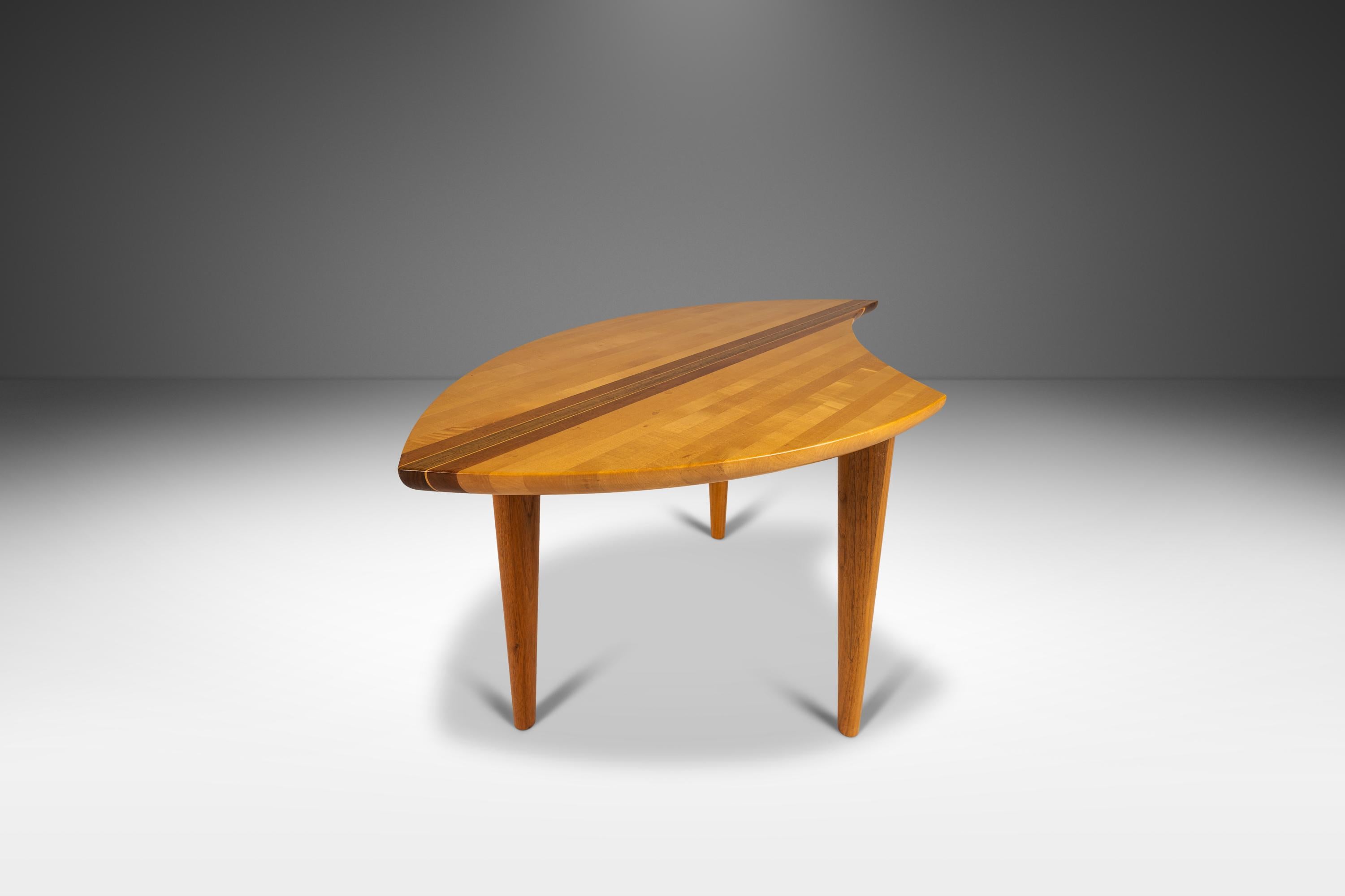 Moderner 3-teiliger „Puzzle-Tisch“ aus massivem Ahornholz von David Levy Creations im Angebot 1