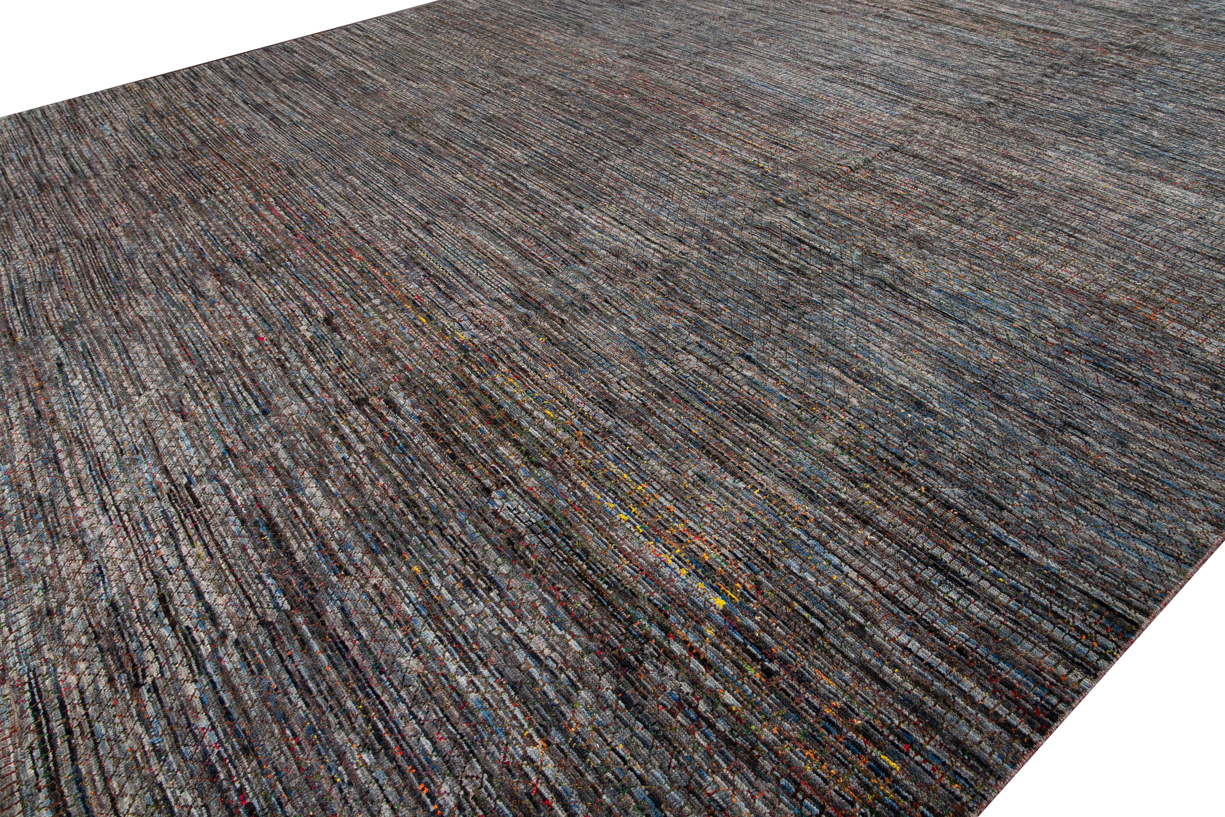 Modern Multicolor Geometric Oversize Handmade Wool Rug In New Condition For Sale In Norwalk, CT
