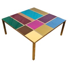 Table basse moderne en verre de Murano multicolore avec garniture en laiton disponible
