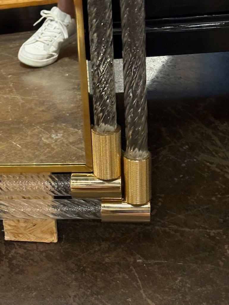 Laiton Miroir moderne de Murano à double torsion de verre et laiton en vente