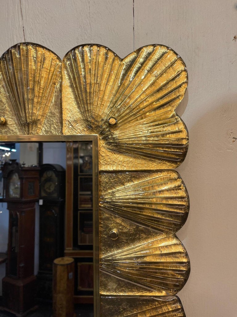 Modern Murano Glass and Brass Gold Ruffle Mirror For Sale at 1stDibs