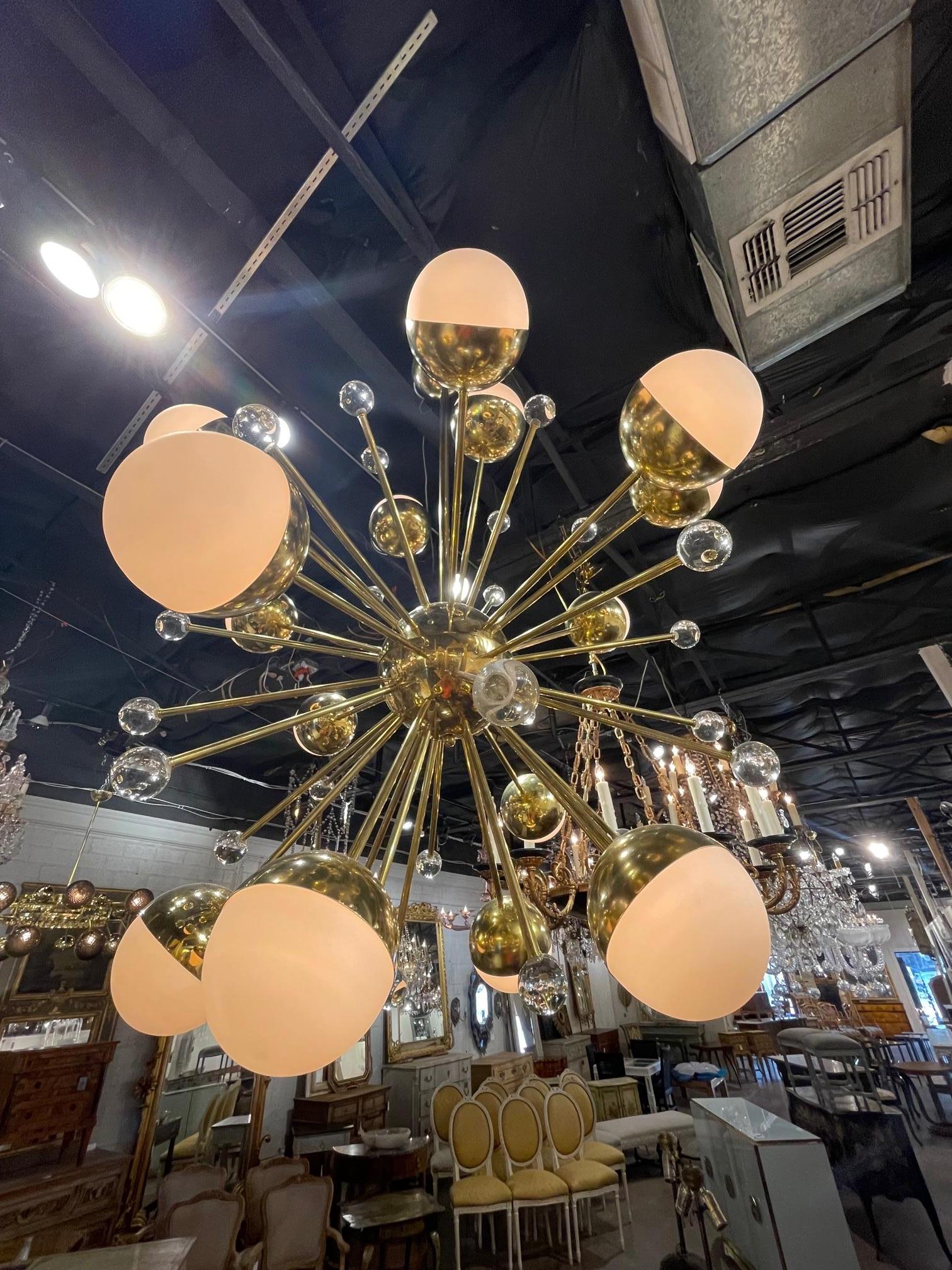 Moderner Kronleuchter aus Muranoglas und Messing Sputnik im Angebot 4
