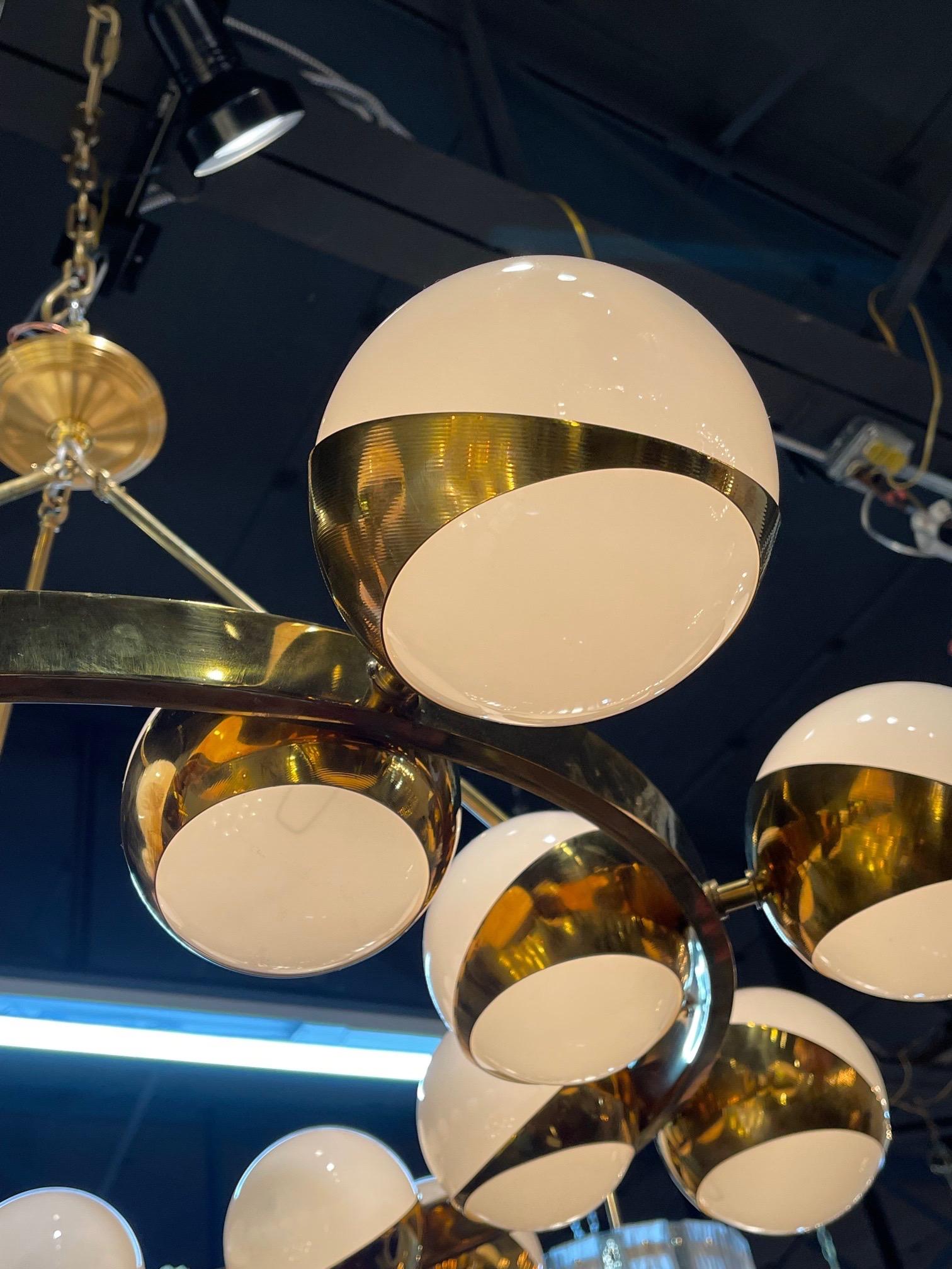 Italian Modern Murano Glass and Brass Suspension 18 Light Chandelier For Sale