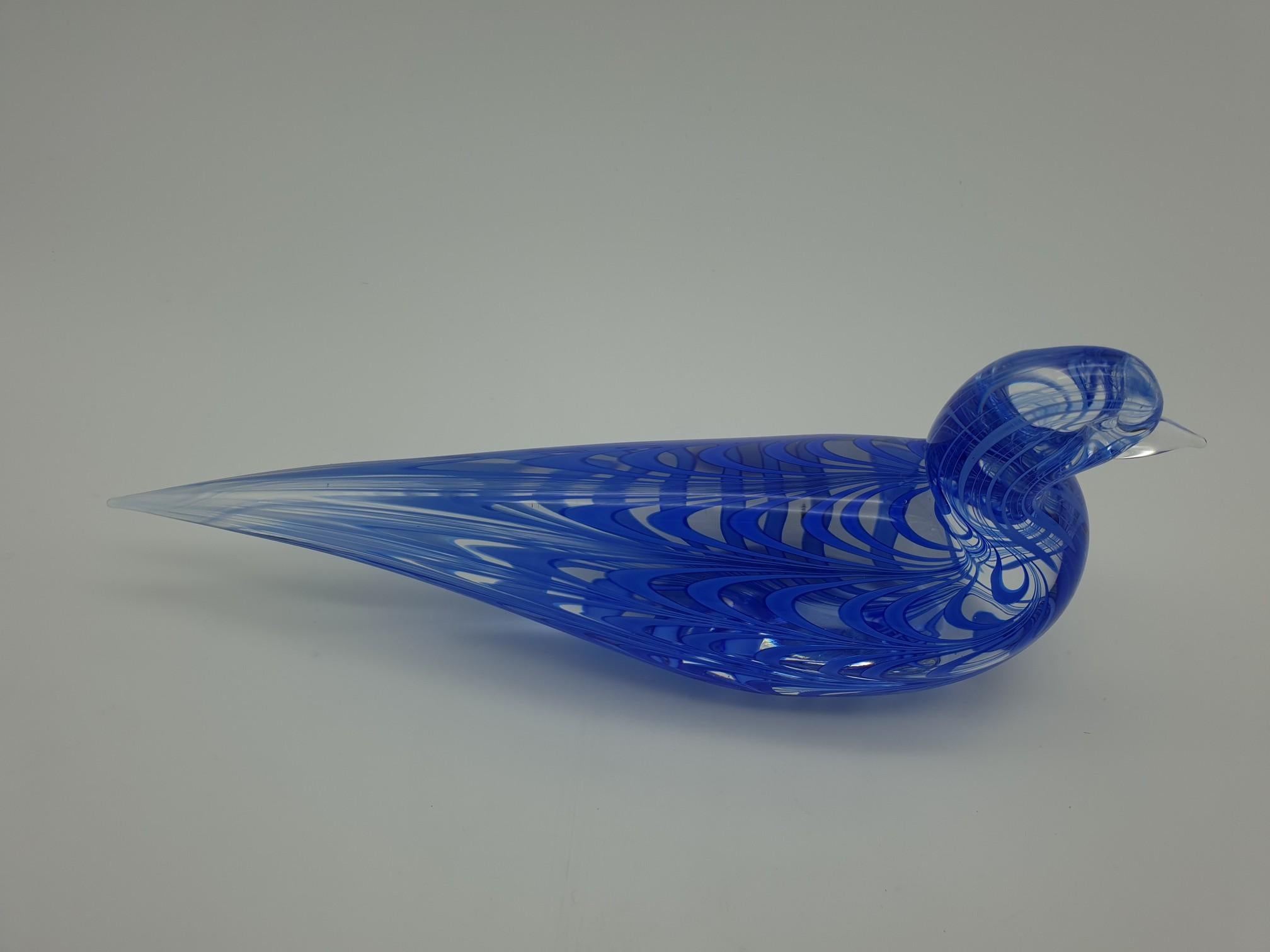 Italian Modern Murano Glass Bird in Blue Fenicio Festooning Pattern by Cenedese, 1970s For Sale