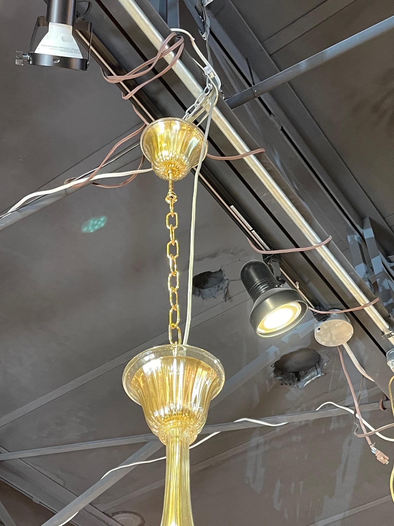 Modern Murano Glass Chandeliers with 8 Arms In Good Condition For Sale In Dallas, TX