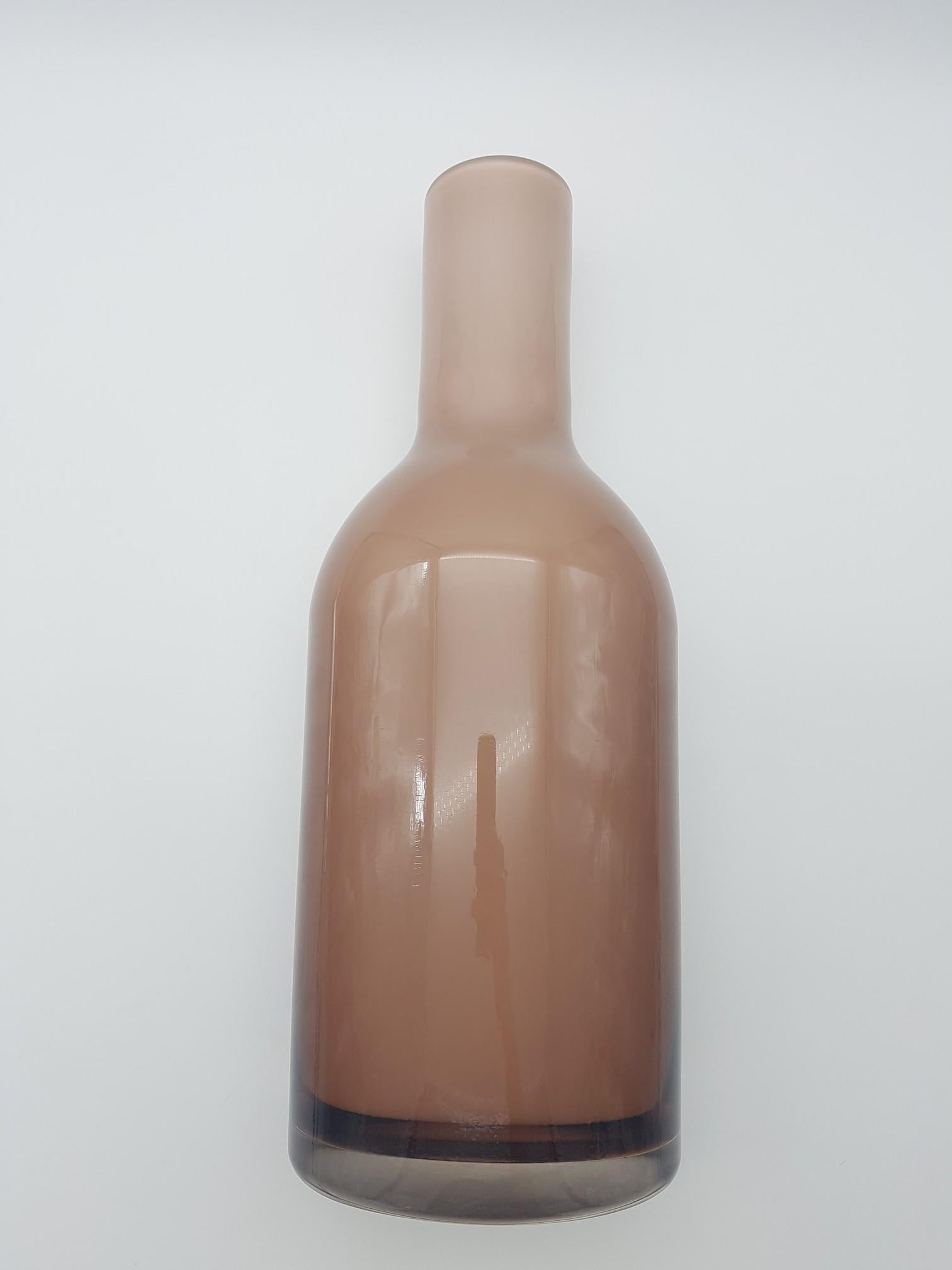 Modern Murano Glass Vase/ Bottle Beige/Sand Color 'incamiciato' by Cenedese For Sale 1