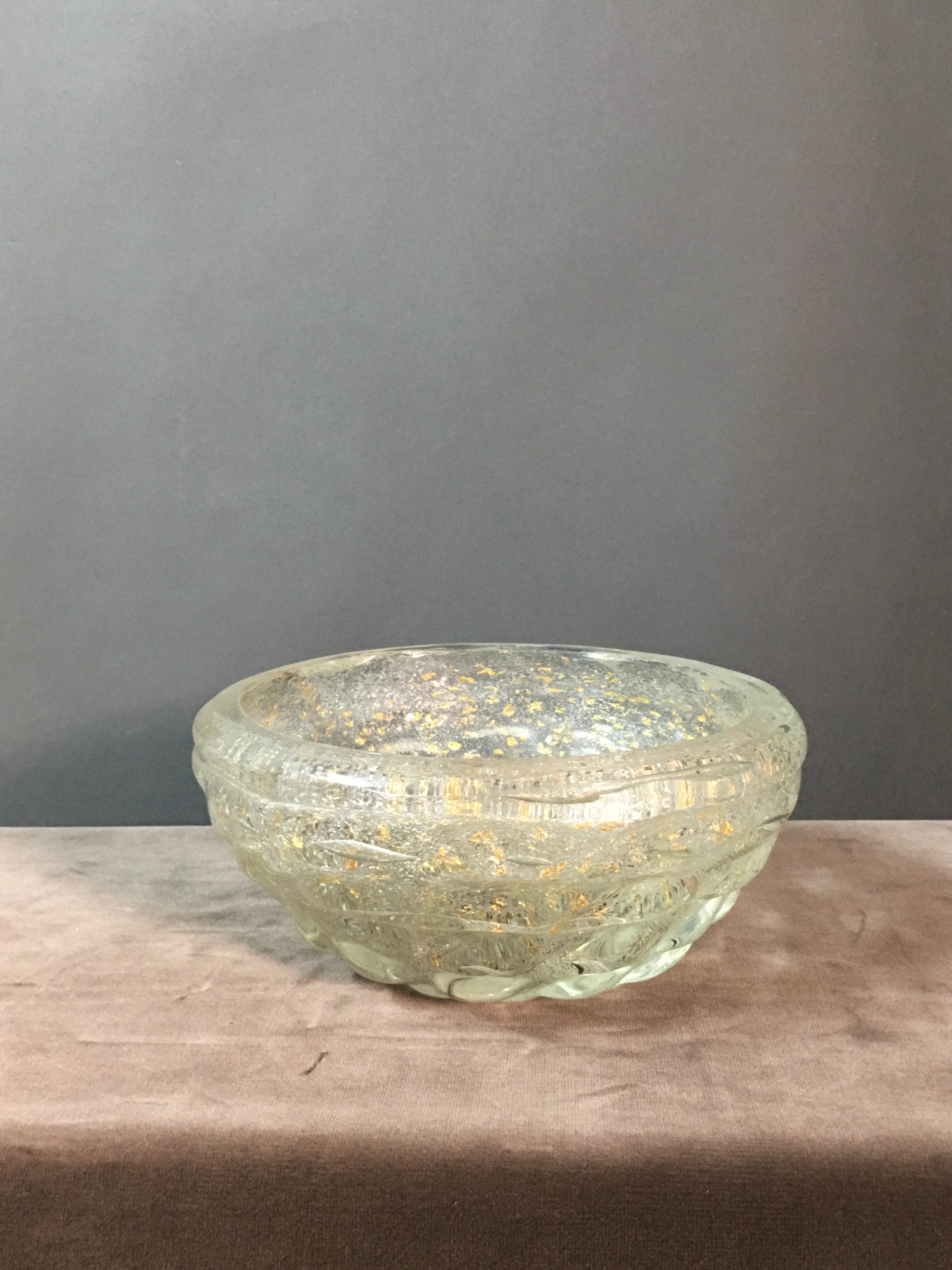 Milieu du XXe siècle Conception de vase moderne en verre de Murano attribuée à Archimede Seguso en vente