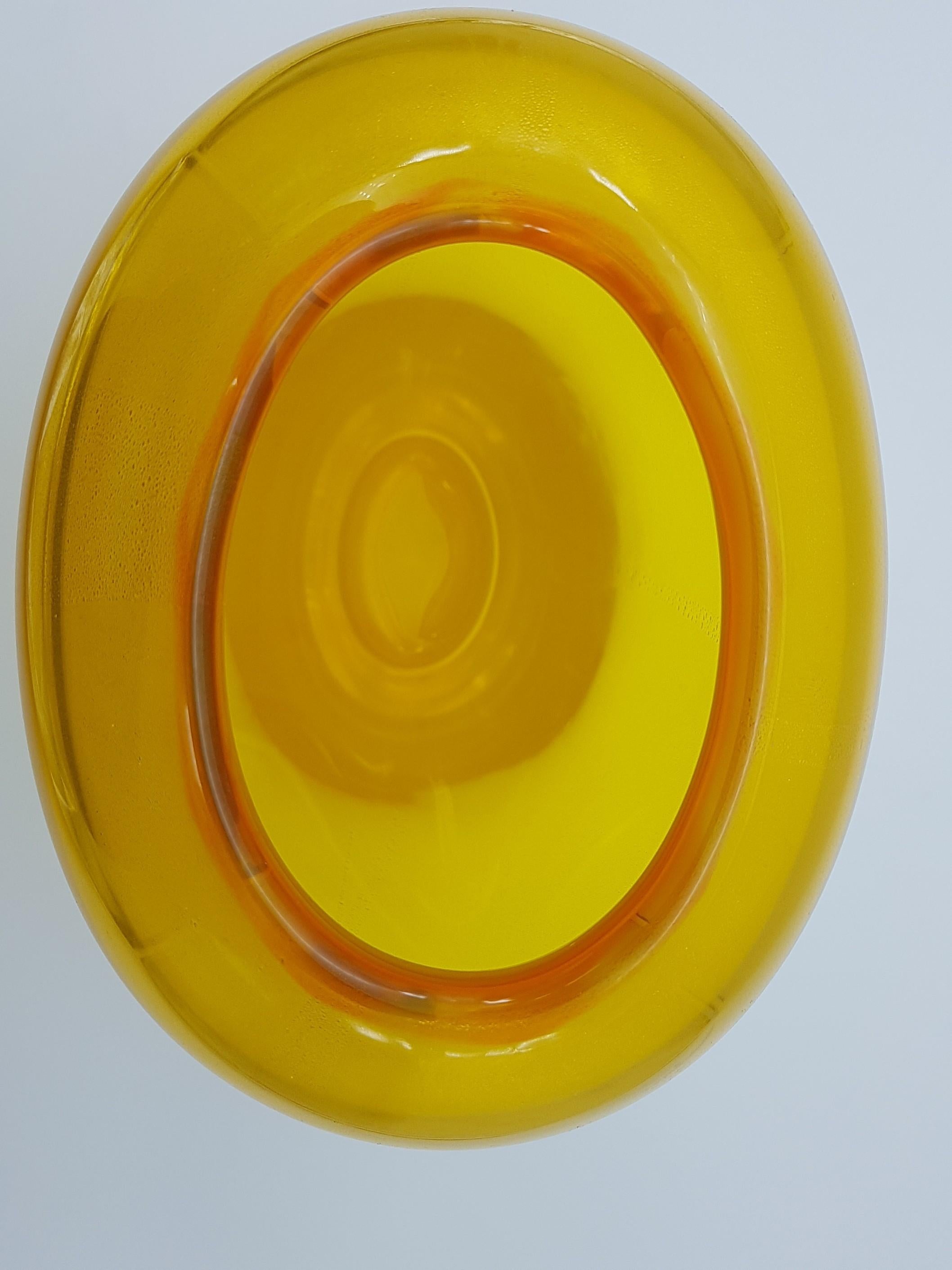 Modern Murano Glass Vase Gold Yellow Color by Cenedese, Late 1990s For Sale 8