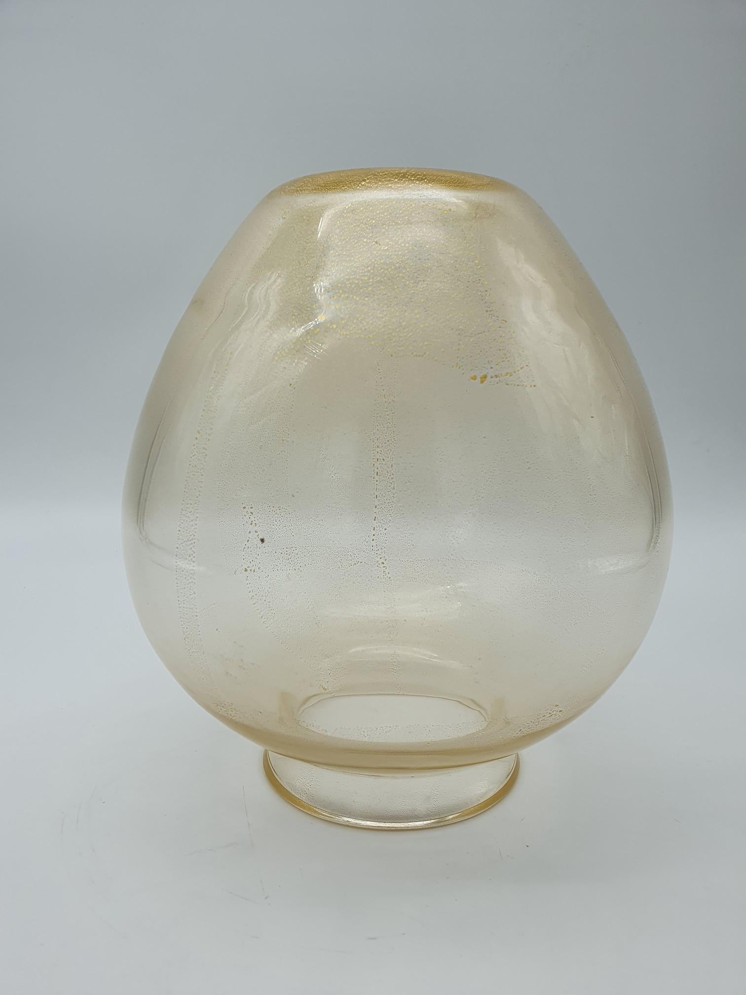 Modern Murano Glass Vase in Gold Color by Cenedese, 1999 For Sale 2