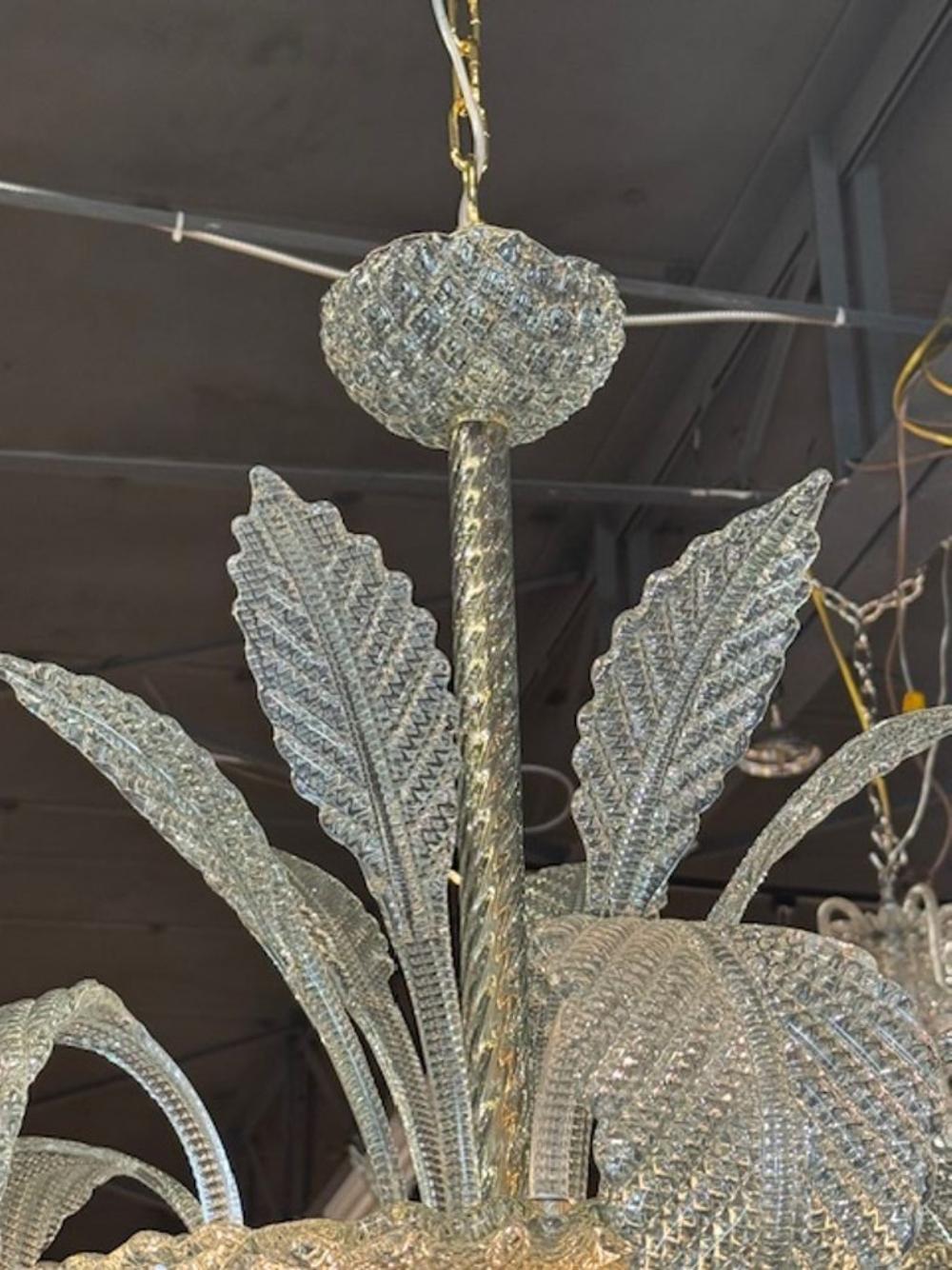 Lámpara moderna en forma de hoja de Murano en verde Fontana en Bueno estado para la venta en Dallas, TX