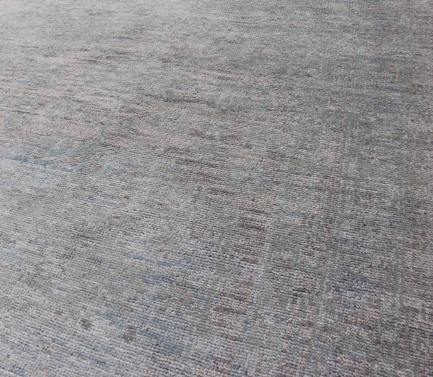 Lana Moderno Oushak smorzato con design sub-geometrico nei toni del verde e della terra 6'0 x 9'3 in vendita