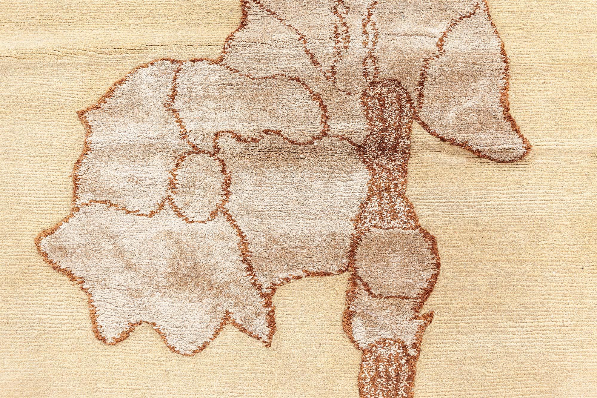 Tibétain Tapis moderne Napa Vines fait à la main par Doris Leslie Blau en vente