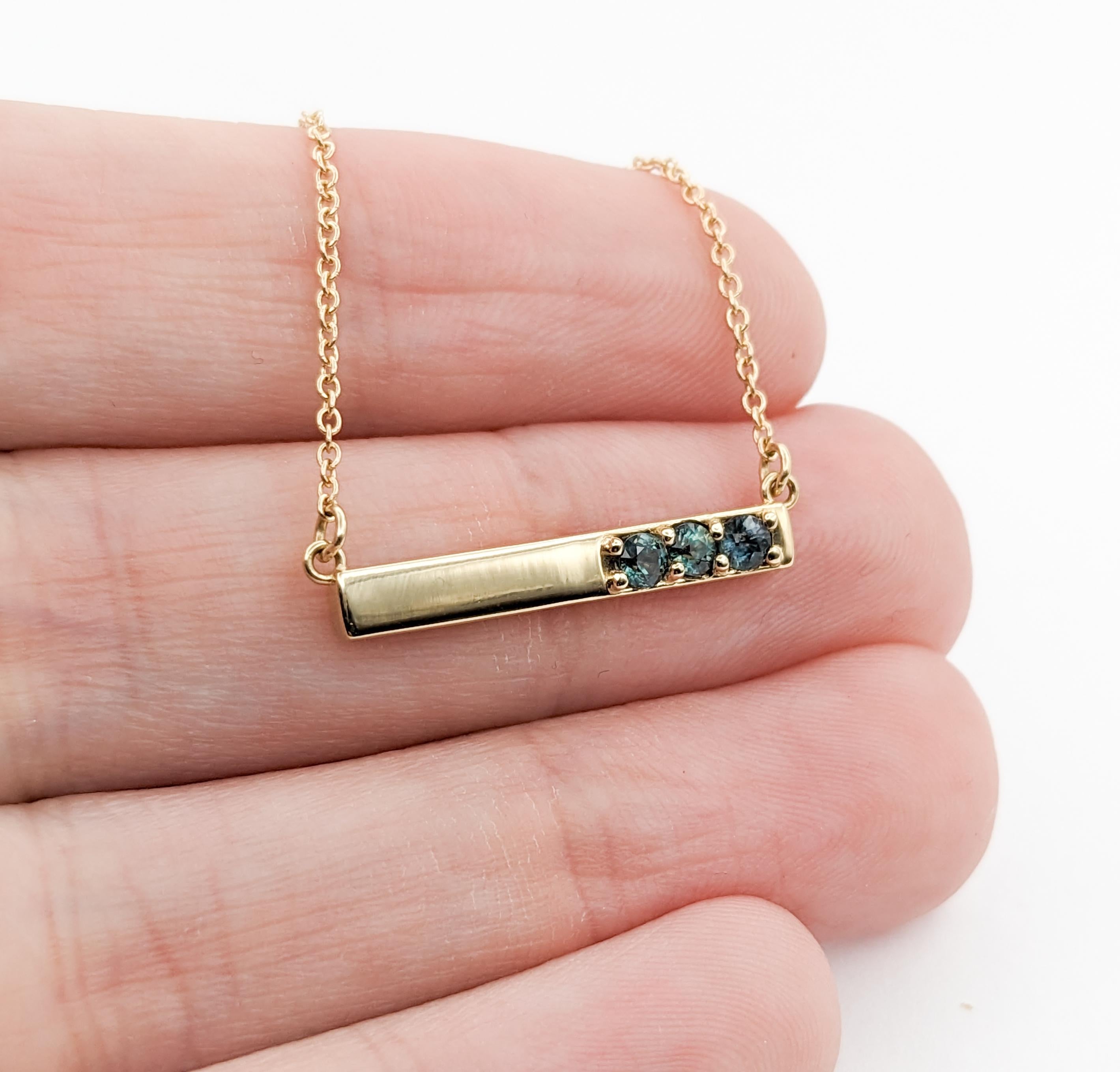 Modern Natural Alexandrite Bar Necklace in Yellow Gold In New Condition For Sale In Bloomington, MN