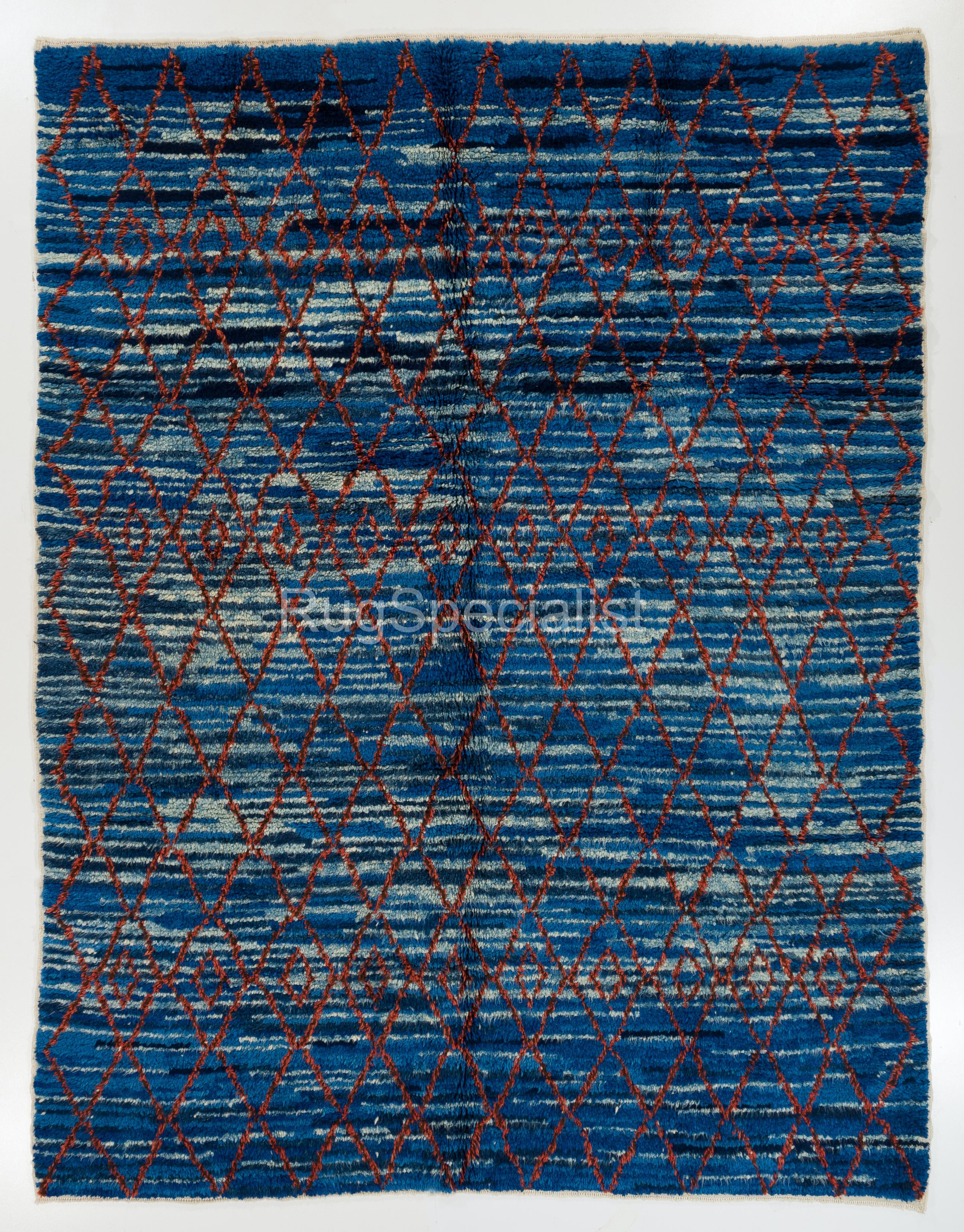 Contemporary Modern Natural Dyed Moroccan Beni Qurain Berber Rug. Custom Options Available For Sale
