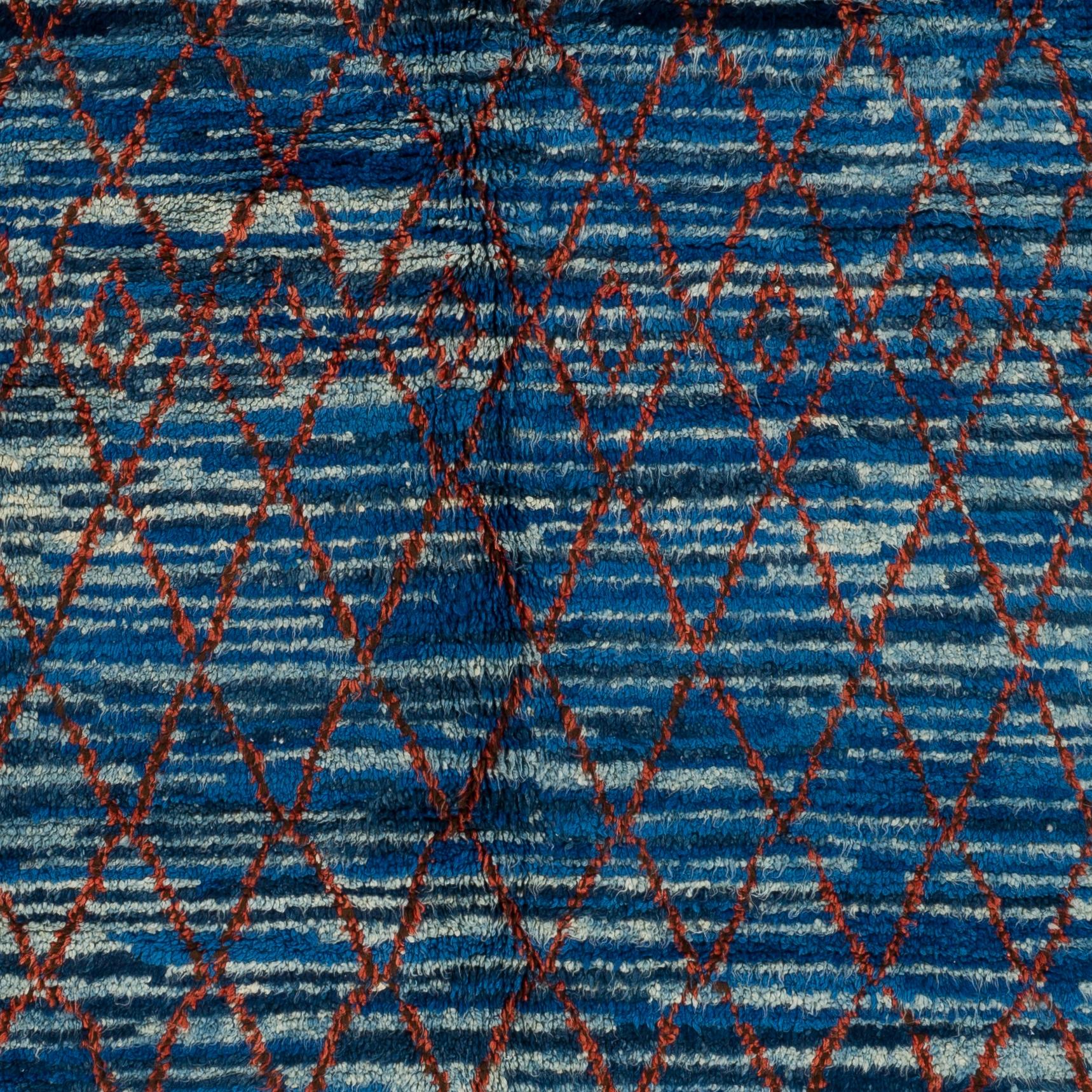 Modern Natural Dyed Moroccan Beni Qurain Berber Rug. Custom Options Available For Sale 1