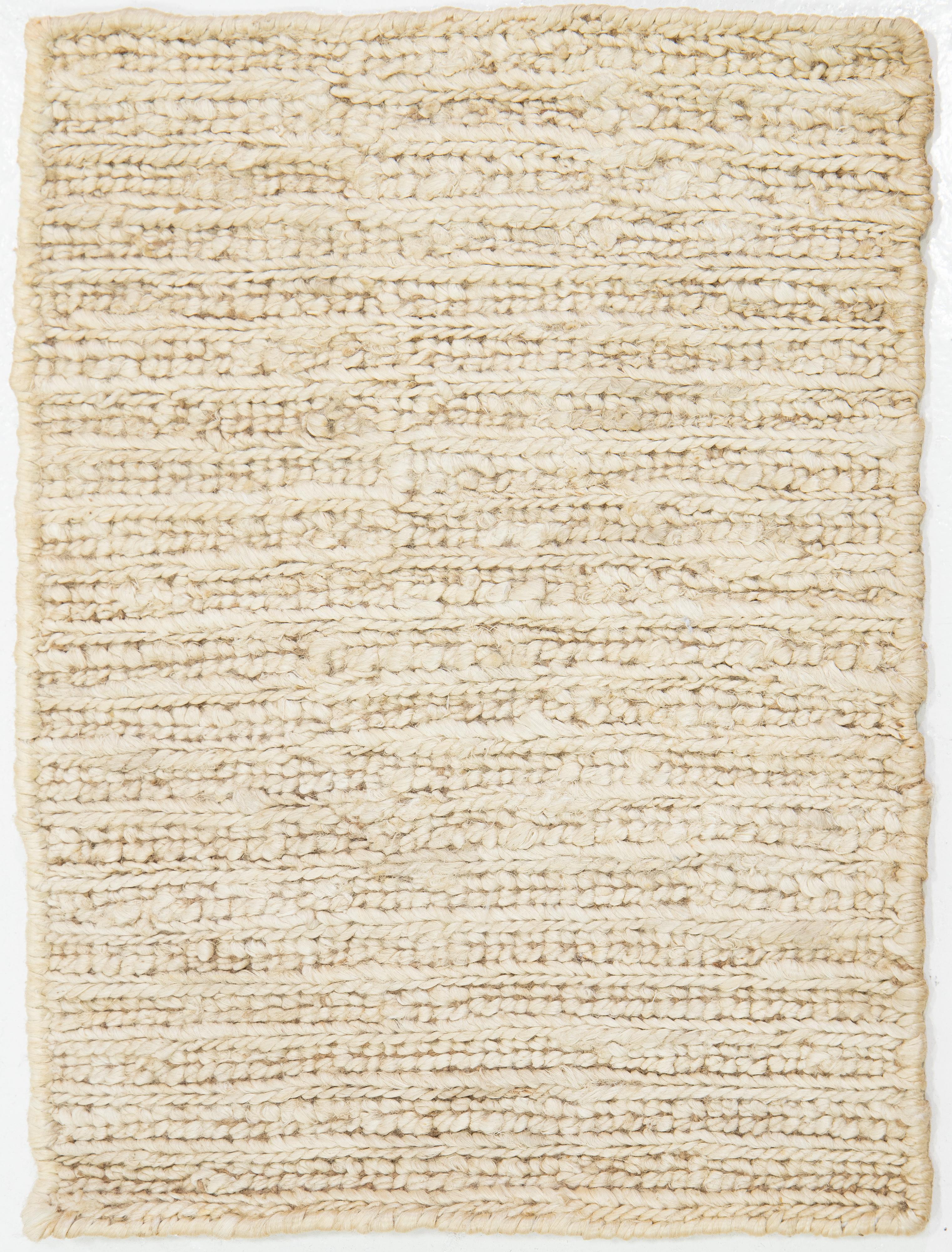 Moderner Teppich aus natürlicher Jute, handgefertigt in Beige (Indisch) im Angebot