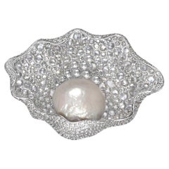 Modern Natural SaltWater Pearl Broach Certified By SSEF