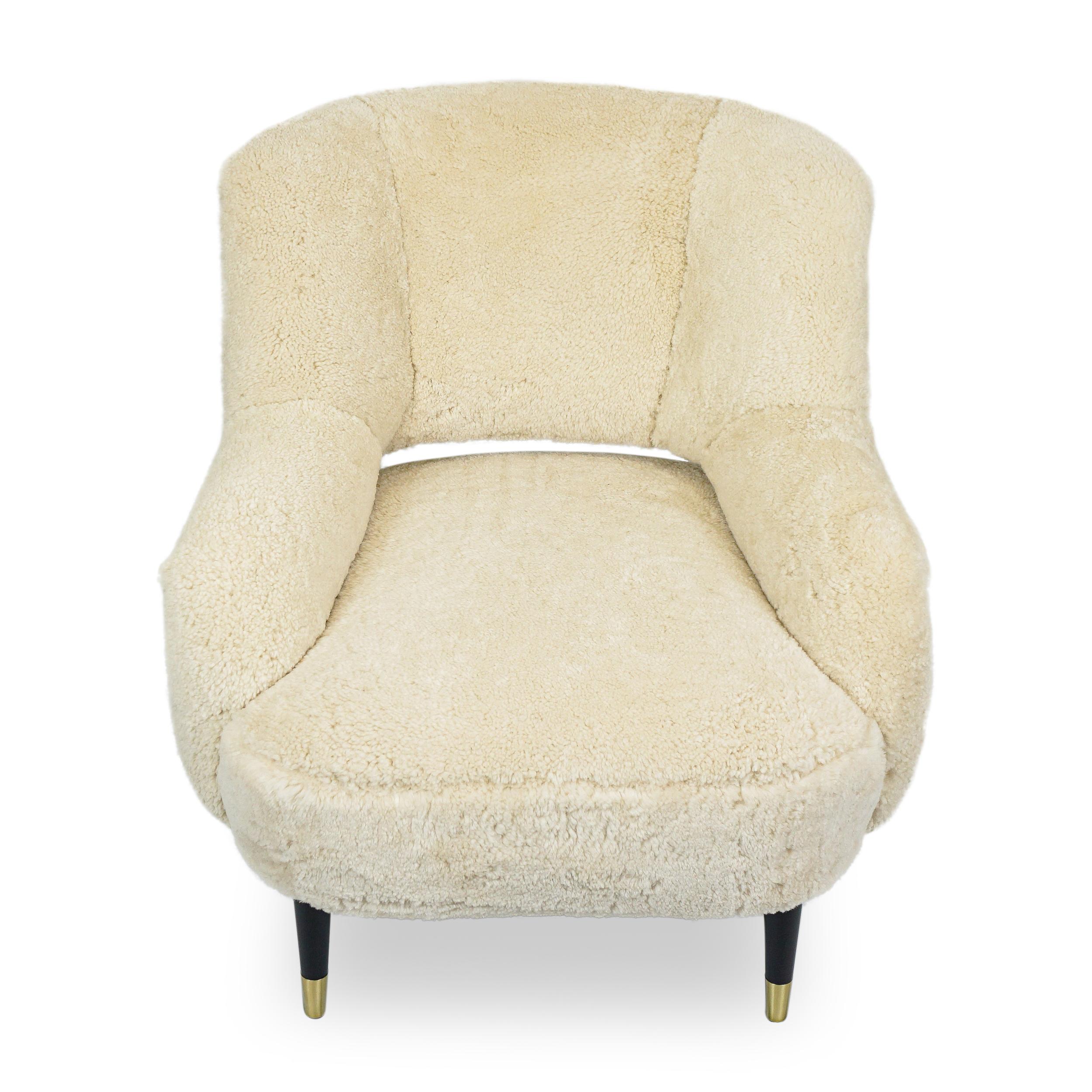American Modern Natural Shearling and Quilted Big Cat Print Club Chair with Wooden Legs For Sale