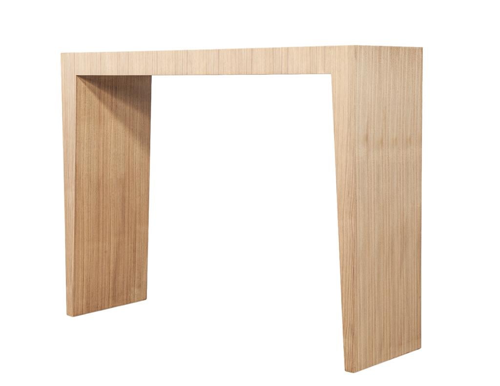 Modern Natural Walnut Console Set with Stools For Sale 4