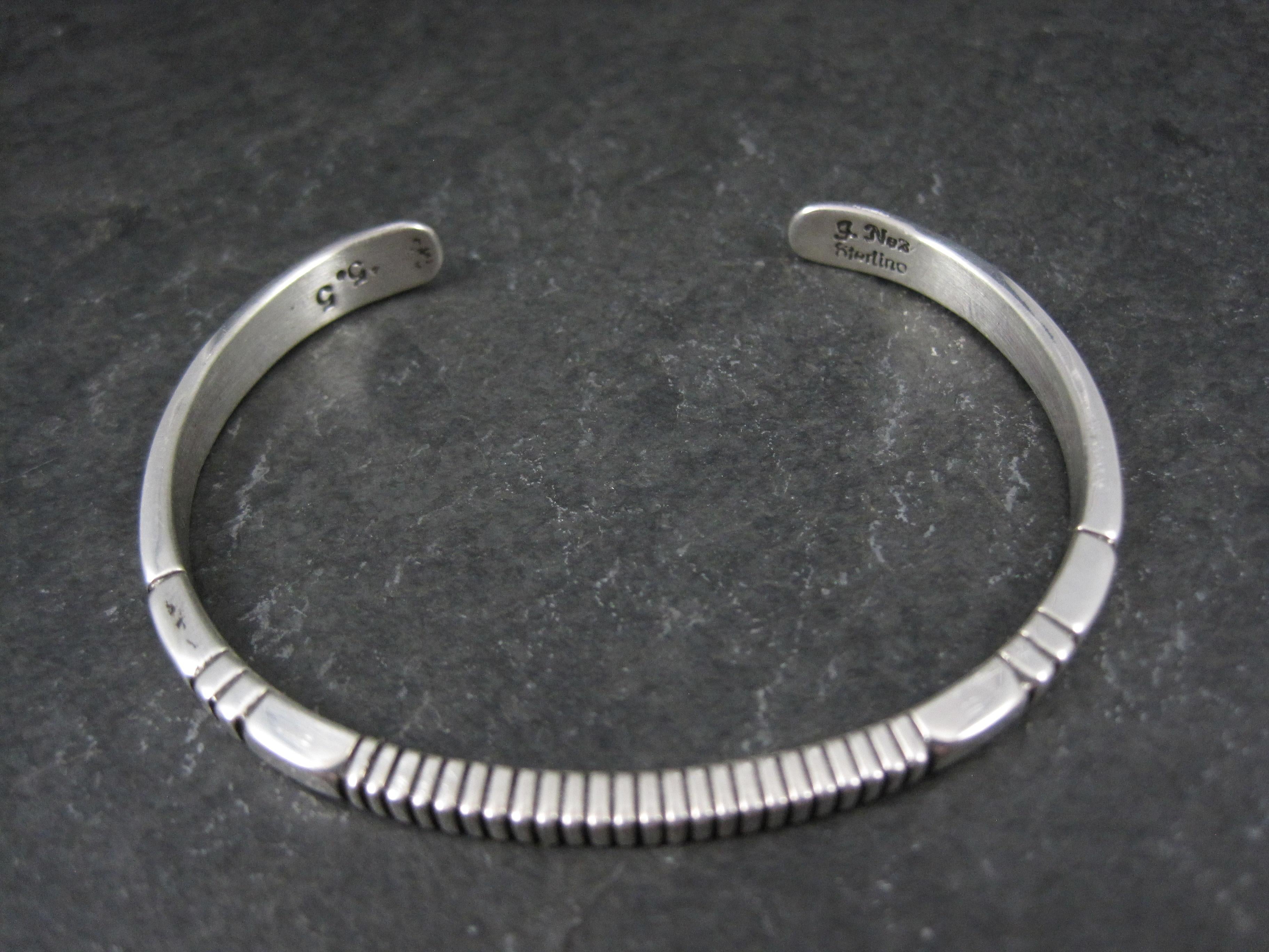 Modern Navajo Cuff Bracelet Sterling Silver 6 Inches Jonathan Nez In New Condition In Webster, SD
