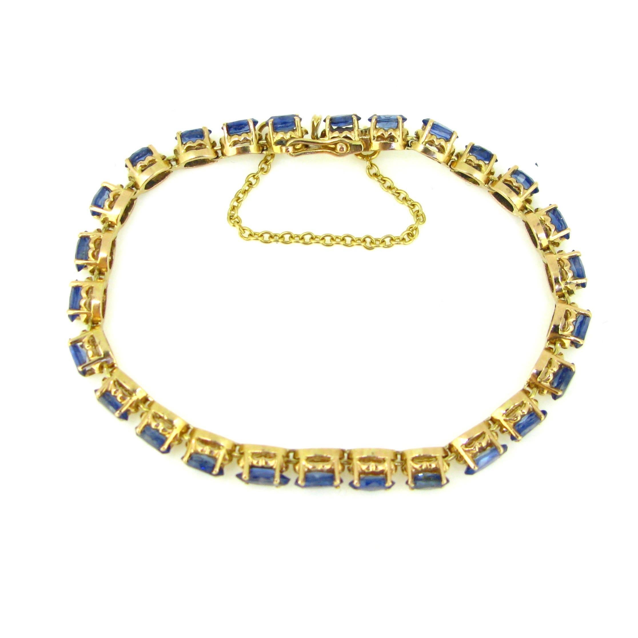 Women's or Men's Modern Navette Cut 4 Carat Sapphires Bracelet, 18 Karat Rose and Yellow Gold For Sale