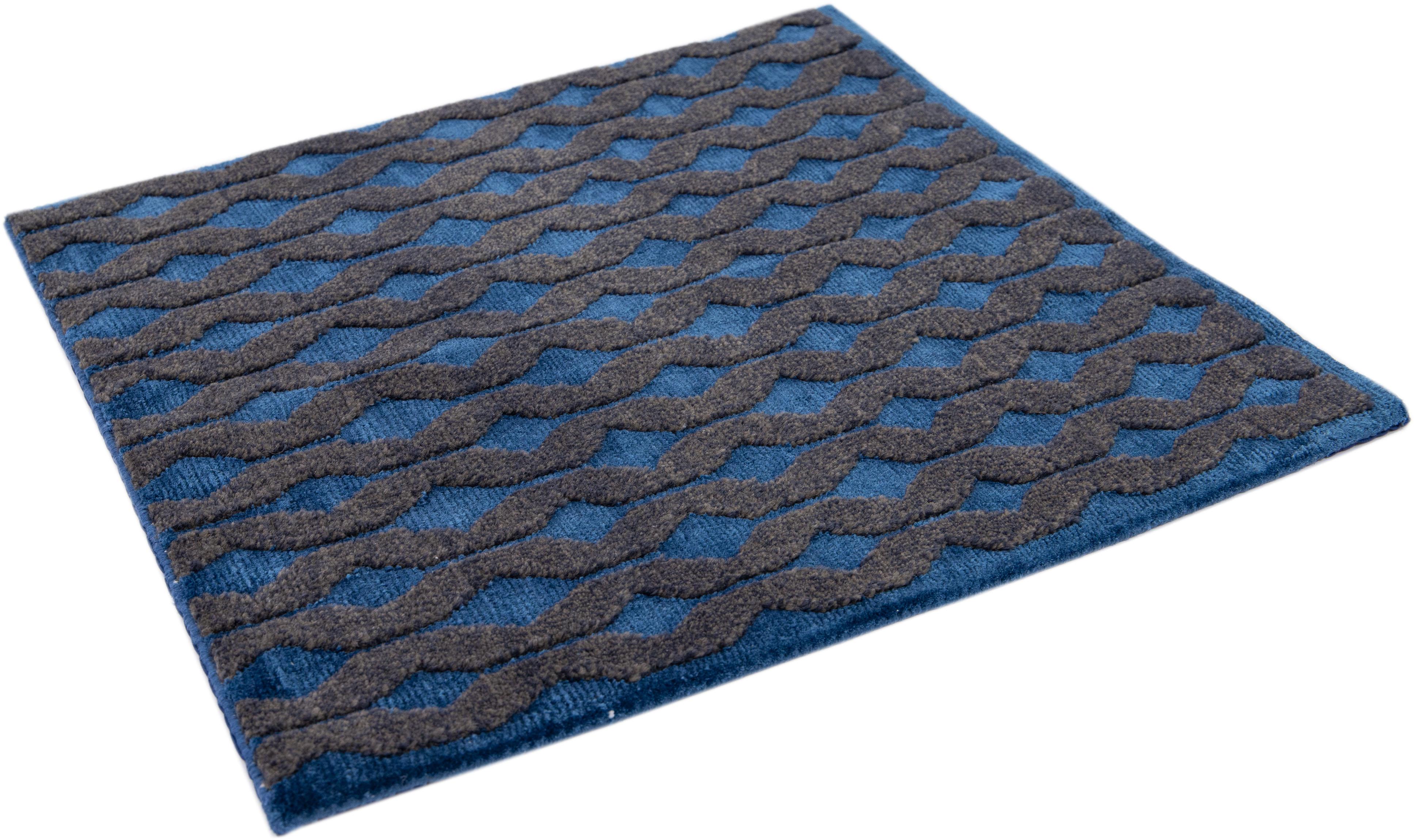 Modern Navy Blue Handmade Geometric Custom Wool Rug In New Condition For Sale In Norwalk, CT