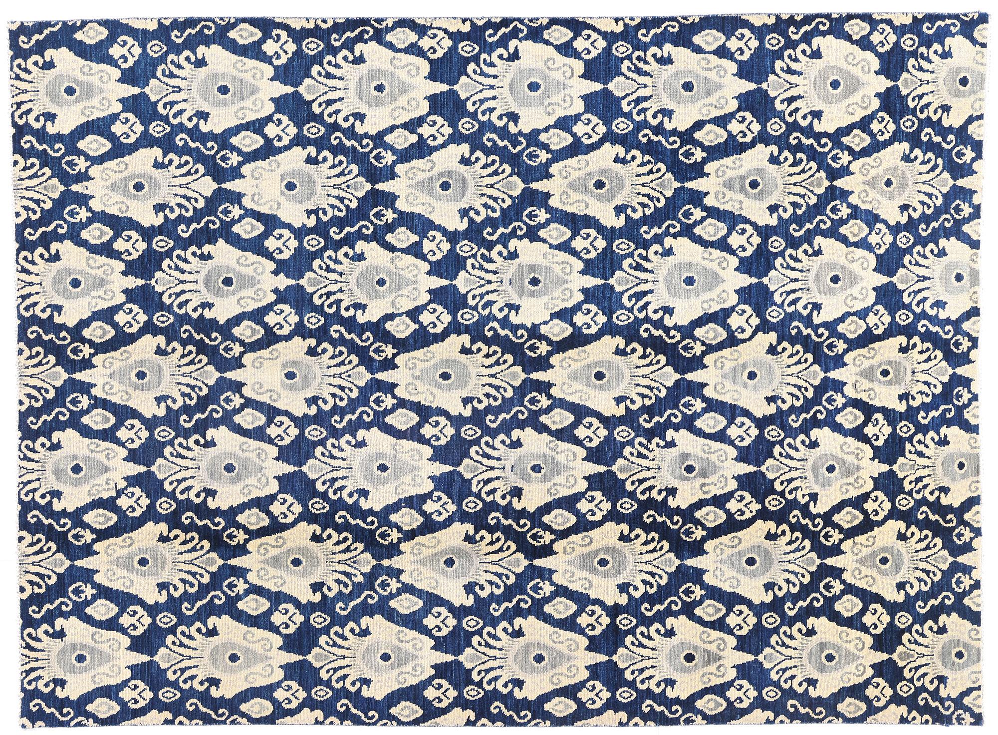 30269 Nueva Alfombra Ikat de Transición, 09'00 X 12'00.

Embárcate en un viaje de encanto global con esta maravilla de lana anudada a mano procedente de la India: una alfombra Ikat que no es sólo un revestimiento para el suelo, sino un pasaporte al