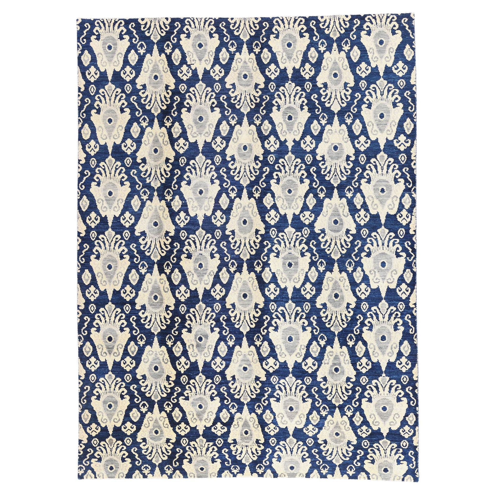 Moderner marineblauer Ikat-Teppich, Contemporary Elegance trifft auf Global Chic